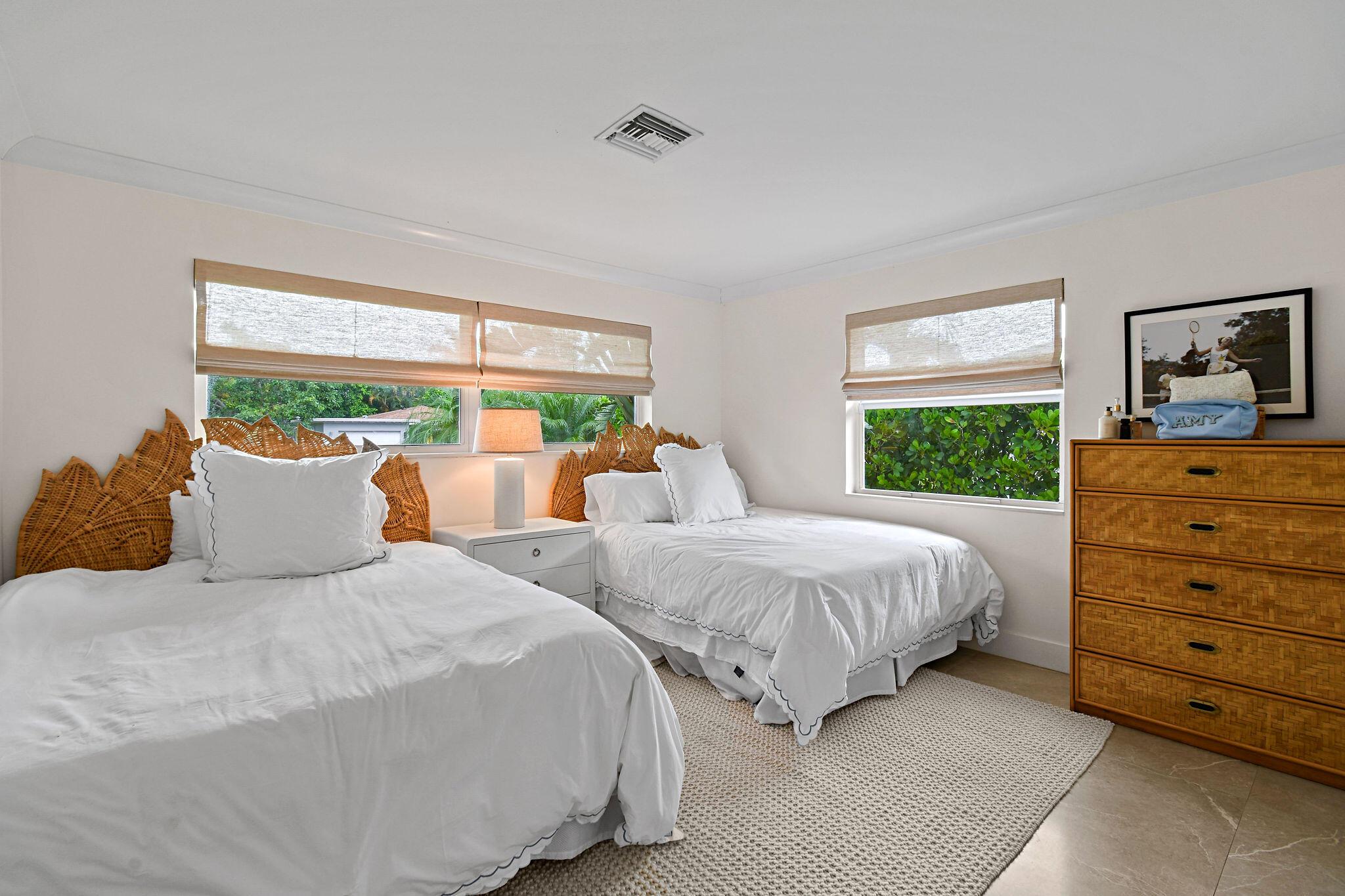 WORTH COURT - Residential