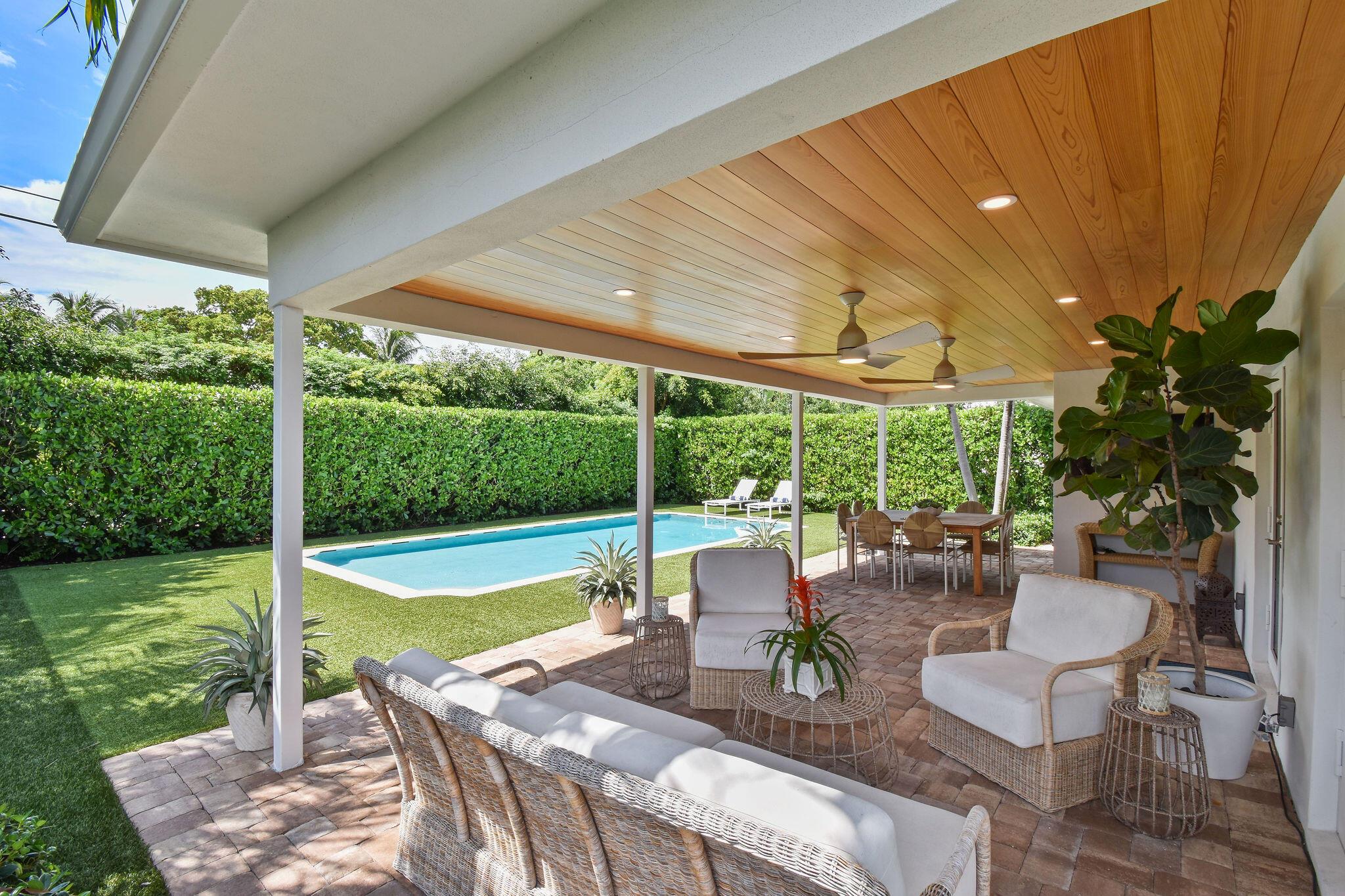 WORTH COURT - Residential