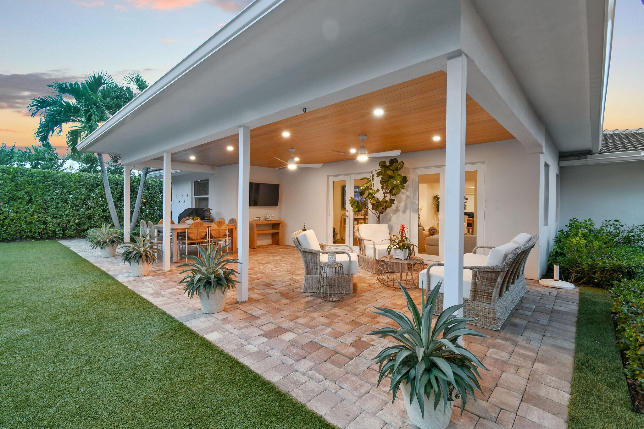 WORTH COURT - Residential