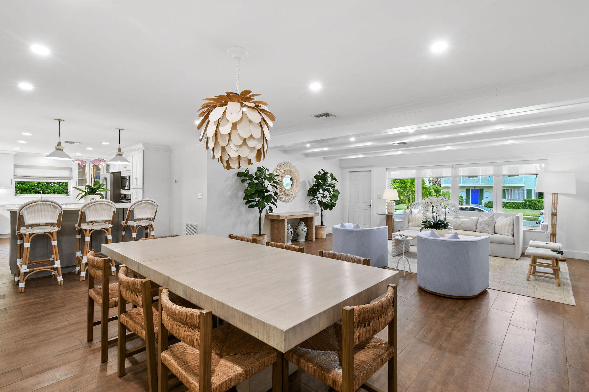 WORTH COURT - Residential