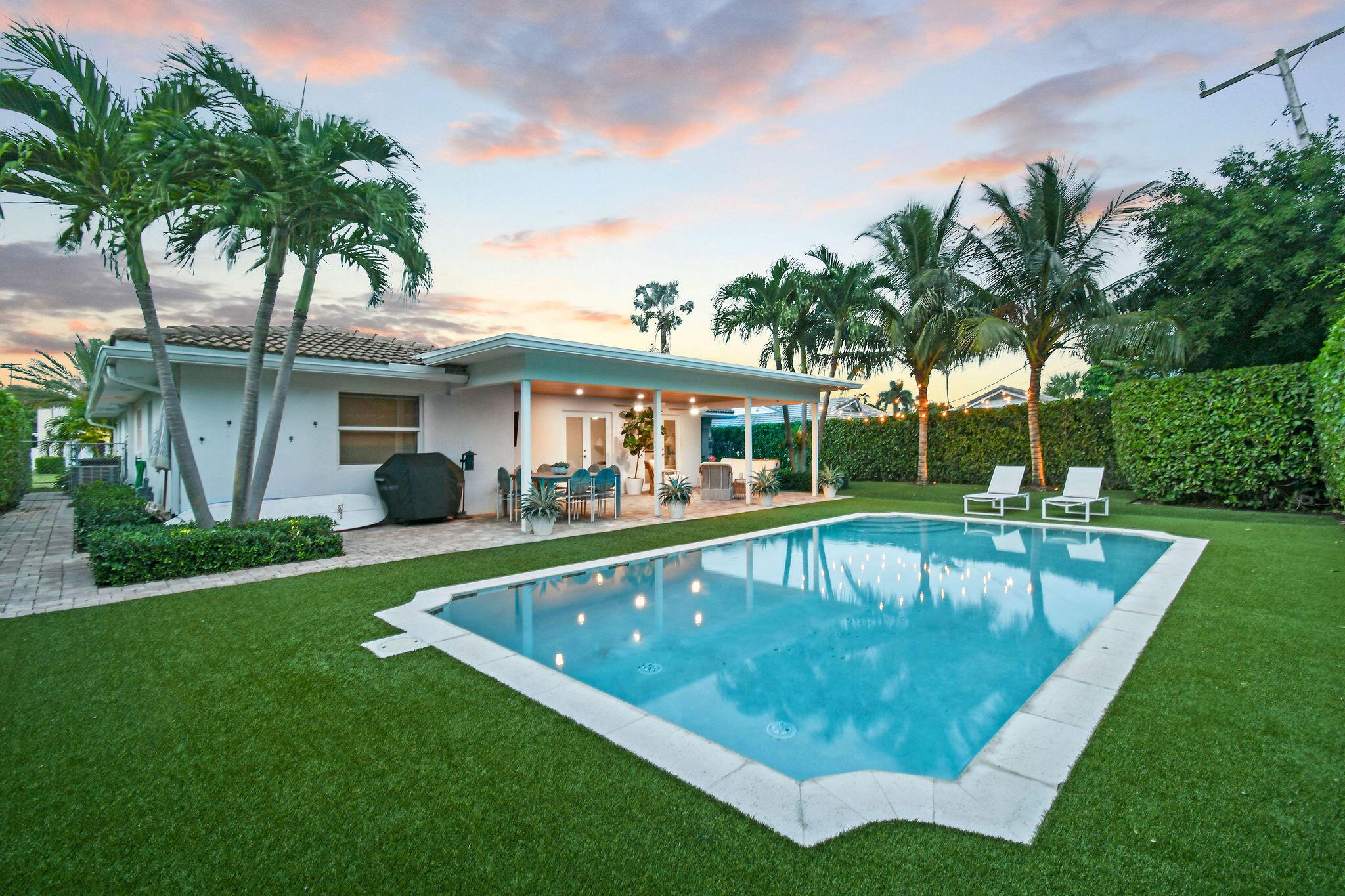 WORTH COURT - Residential