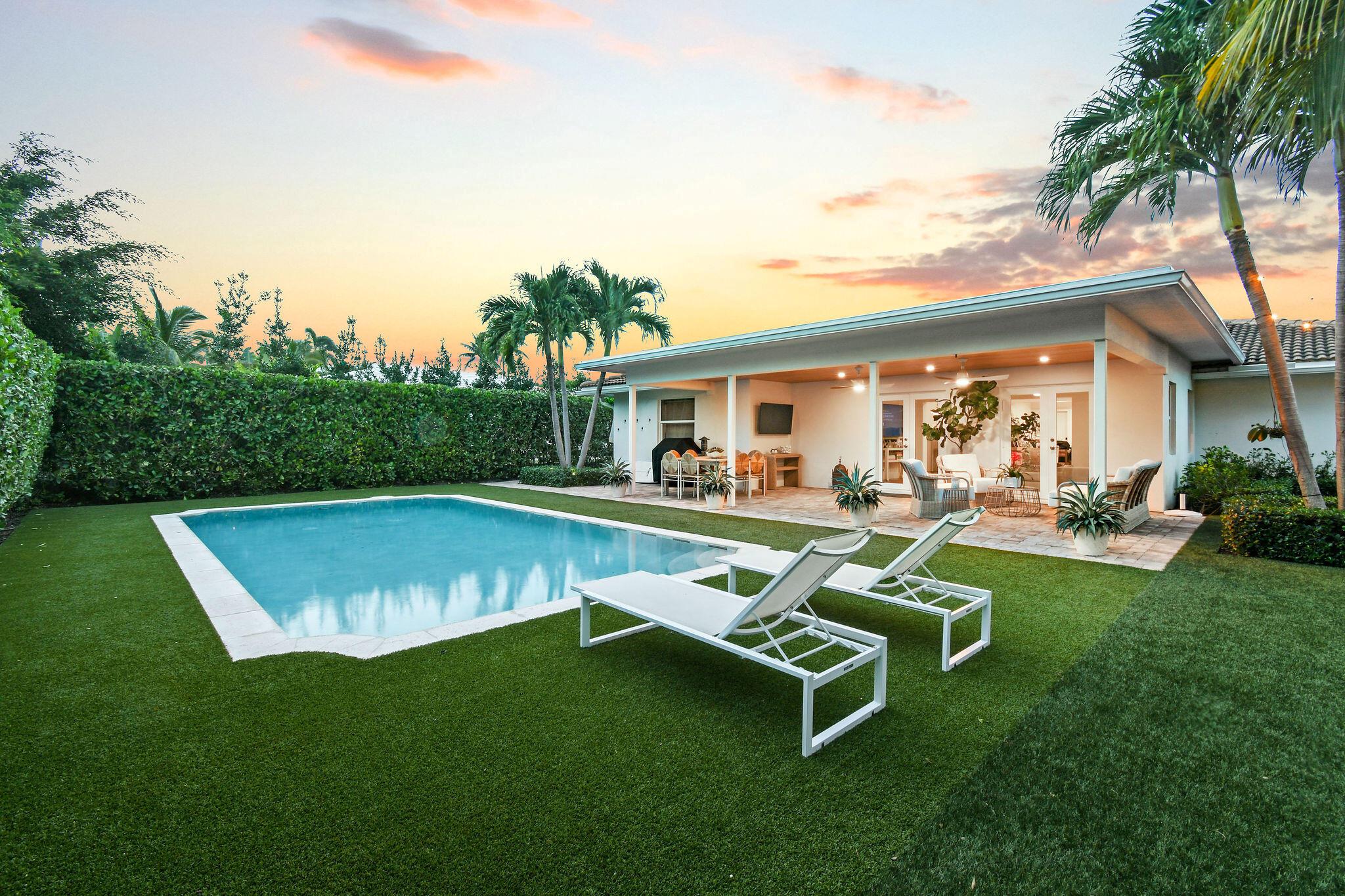 WORTH COURT - Residential