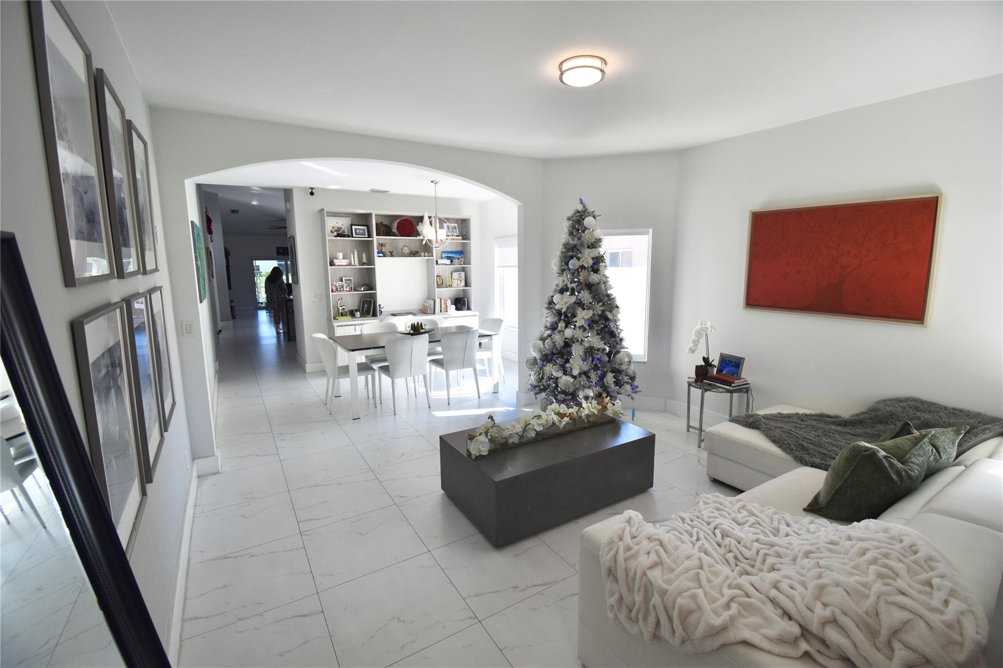 Olympia & York Residentia - Residential