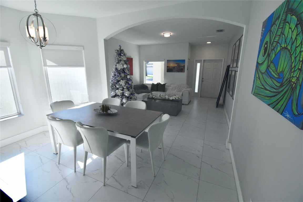 Olympia & York Residentia - Residential