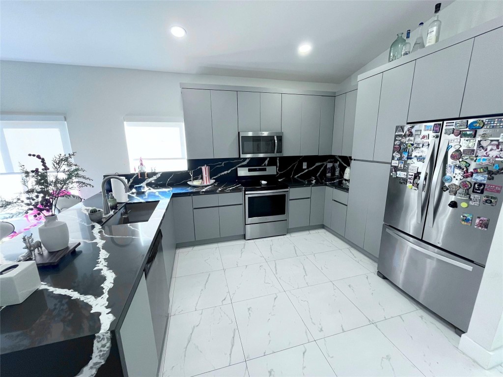 Olympia & York Residentia - Residential