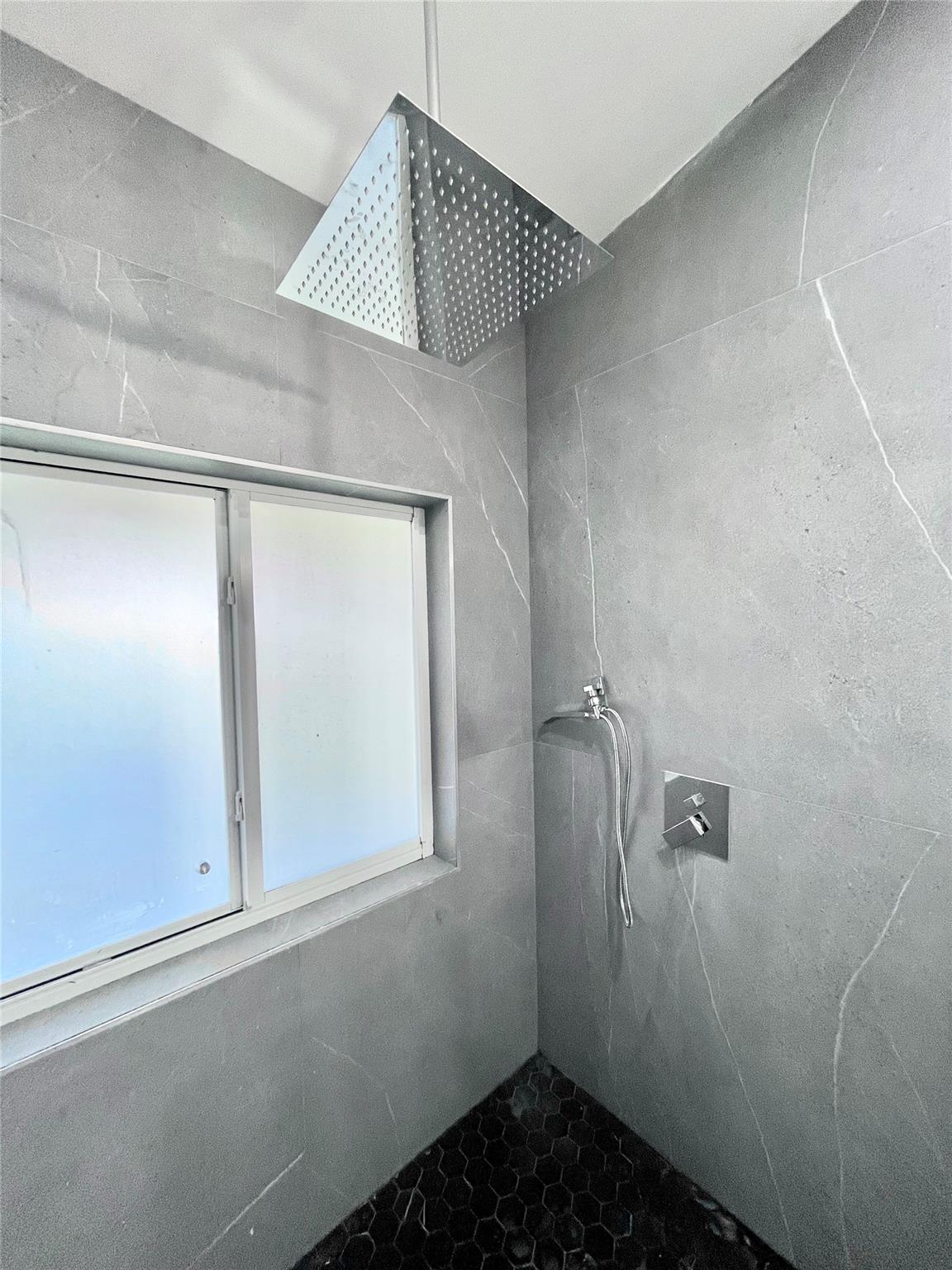 Olympia & York Residentia - Residential