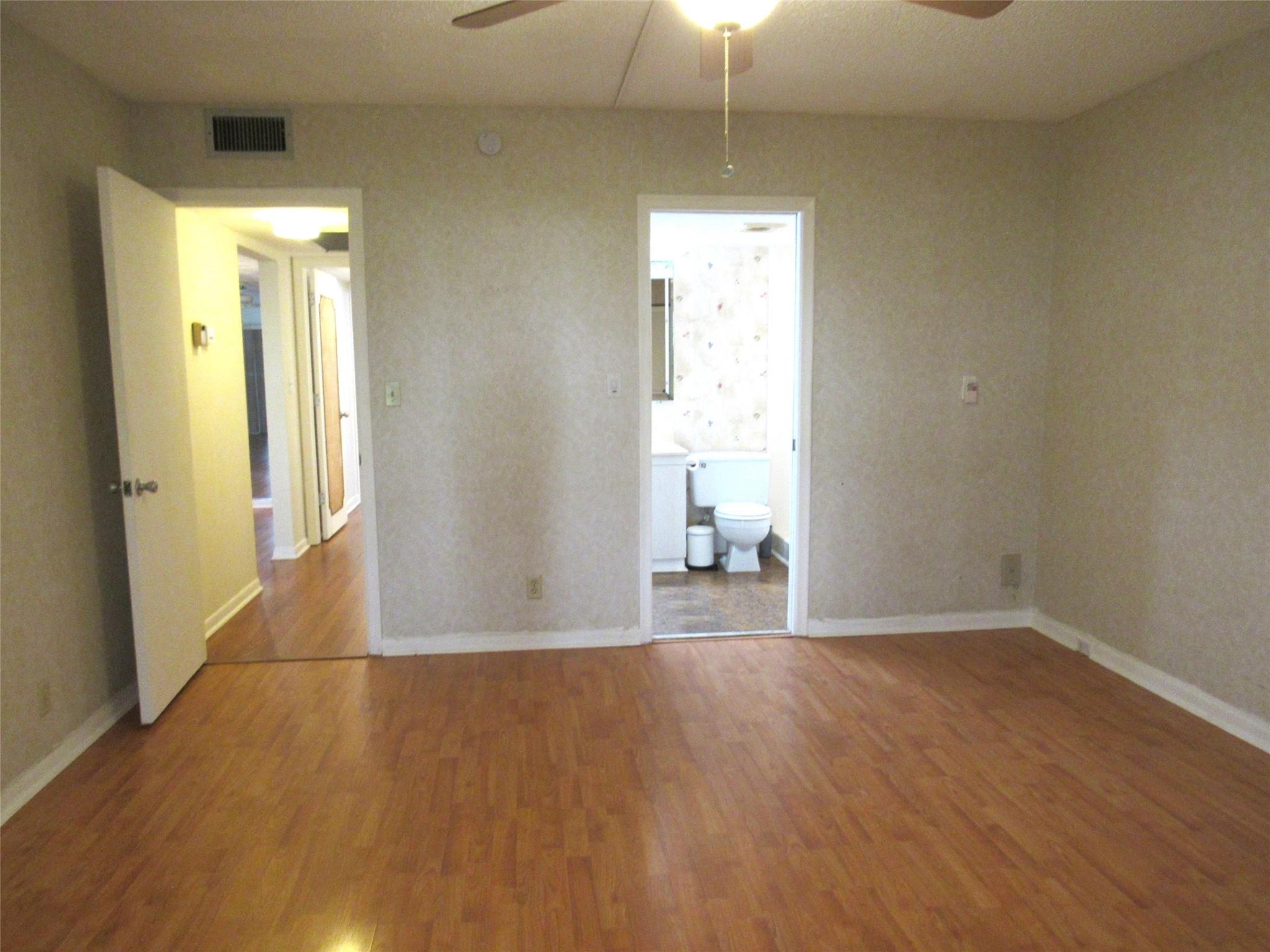 Victoria Village A Condo - Residential Lease