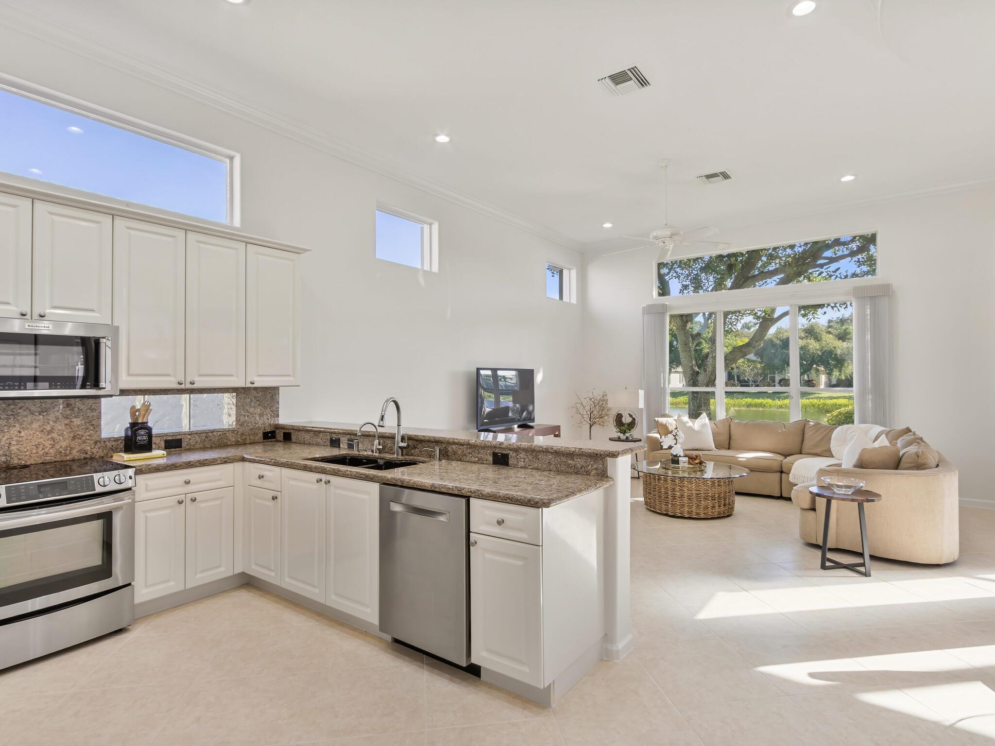 VALENCIA ISLES 2 - Residential