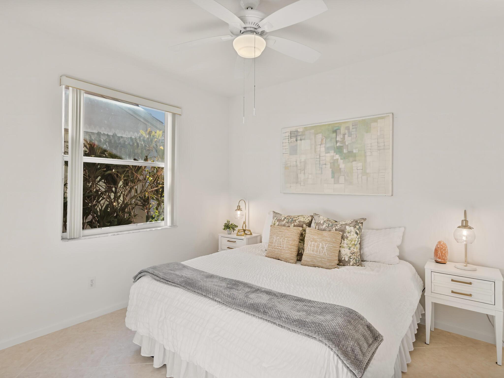 VALENCIA ISLES 2 - Residential