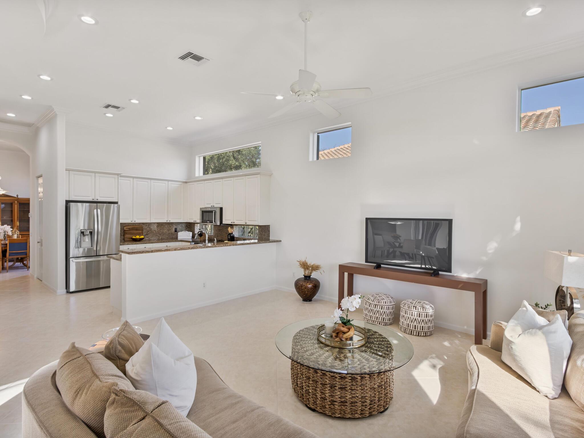 VALENCIA ISLES 2 - Residential