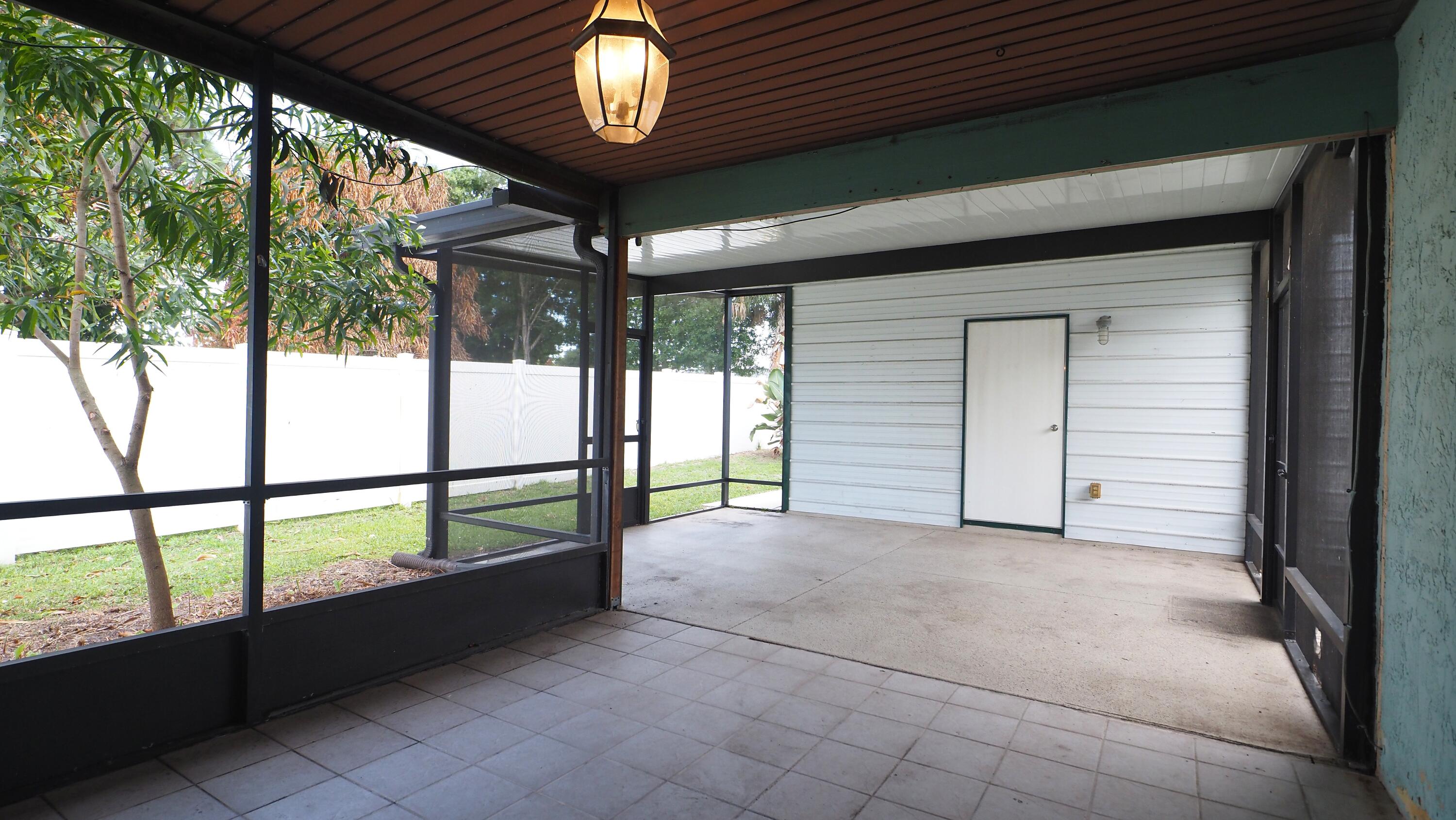 PORT ST LUCIE SECTION 30 - Residential