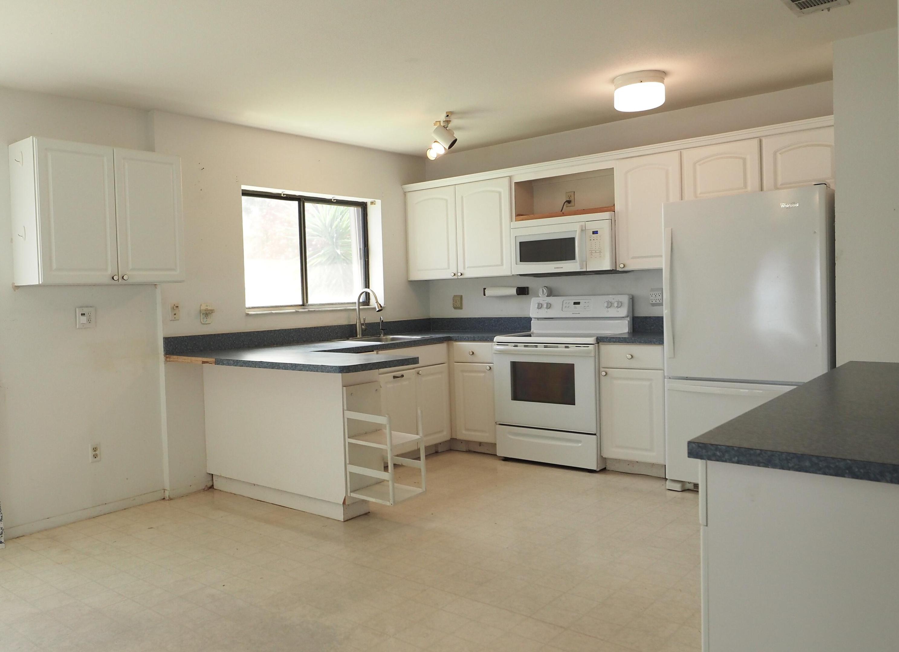 PORT ST LUCIE SECTION 30 - Residential