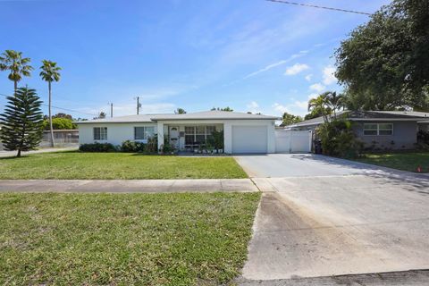 1737 N 14th Avenue N Lake Worth Beach FL 33460