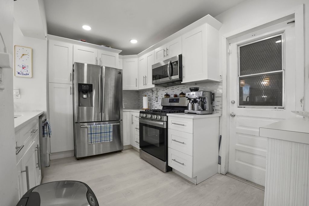 Photo of 1737 N 14th Avenue N, Lake Worth Beach, FL 33460 (MLS # B26016998)