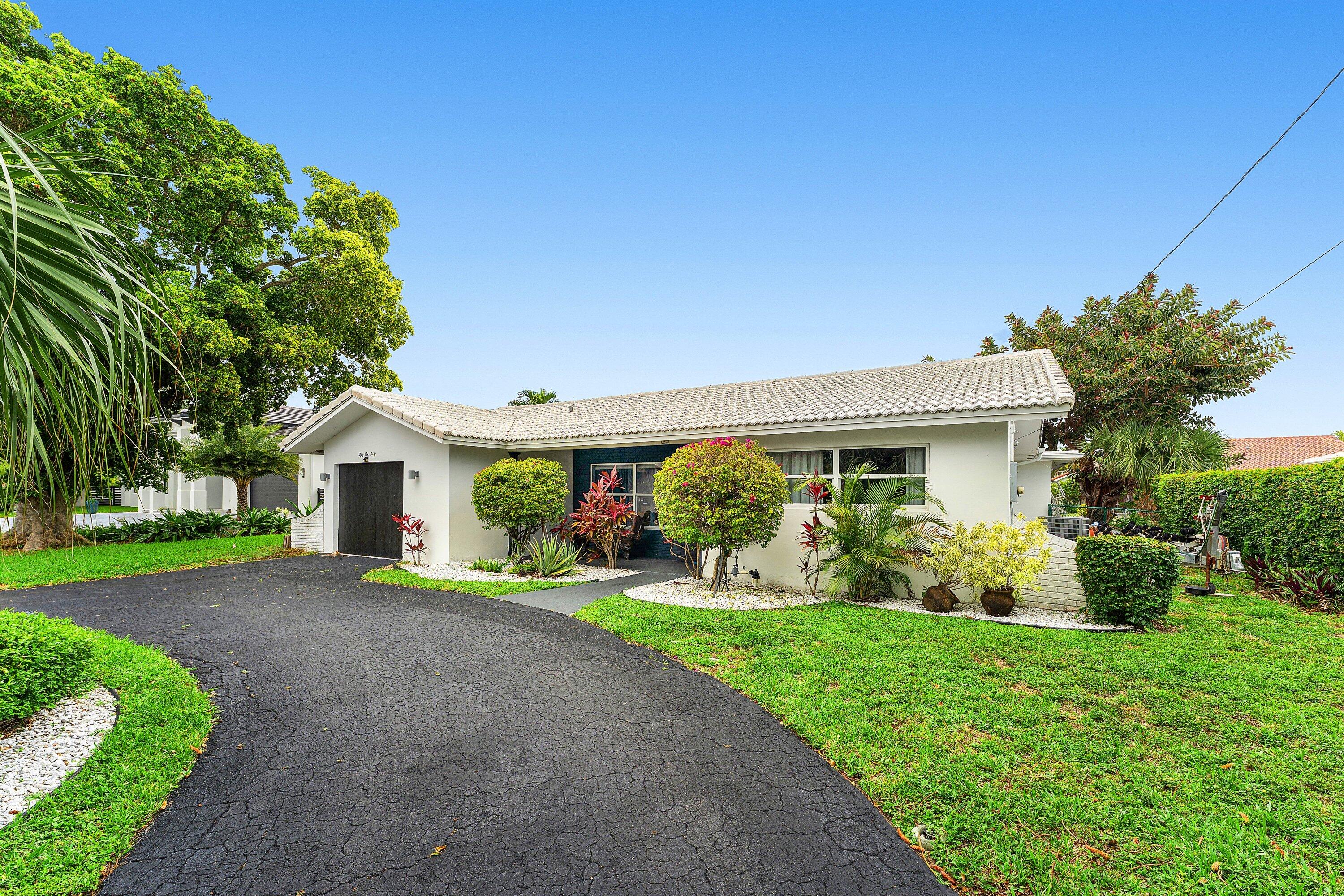 5660 Nassau Drive