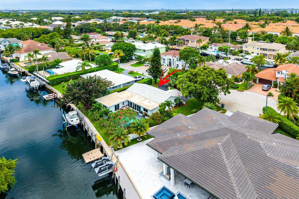 Photo of 5660 Nassau Drive, Boca Raton, FL 33487 (MLS # B26037759)