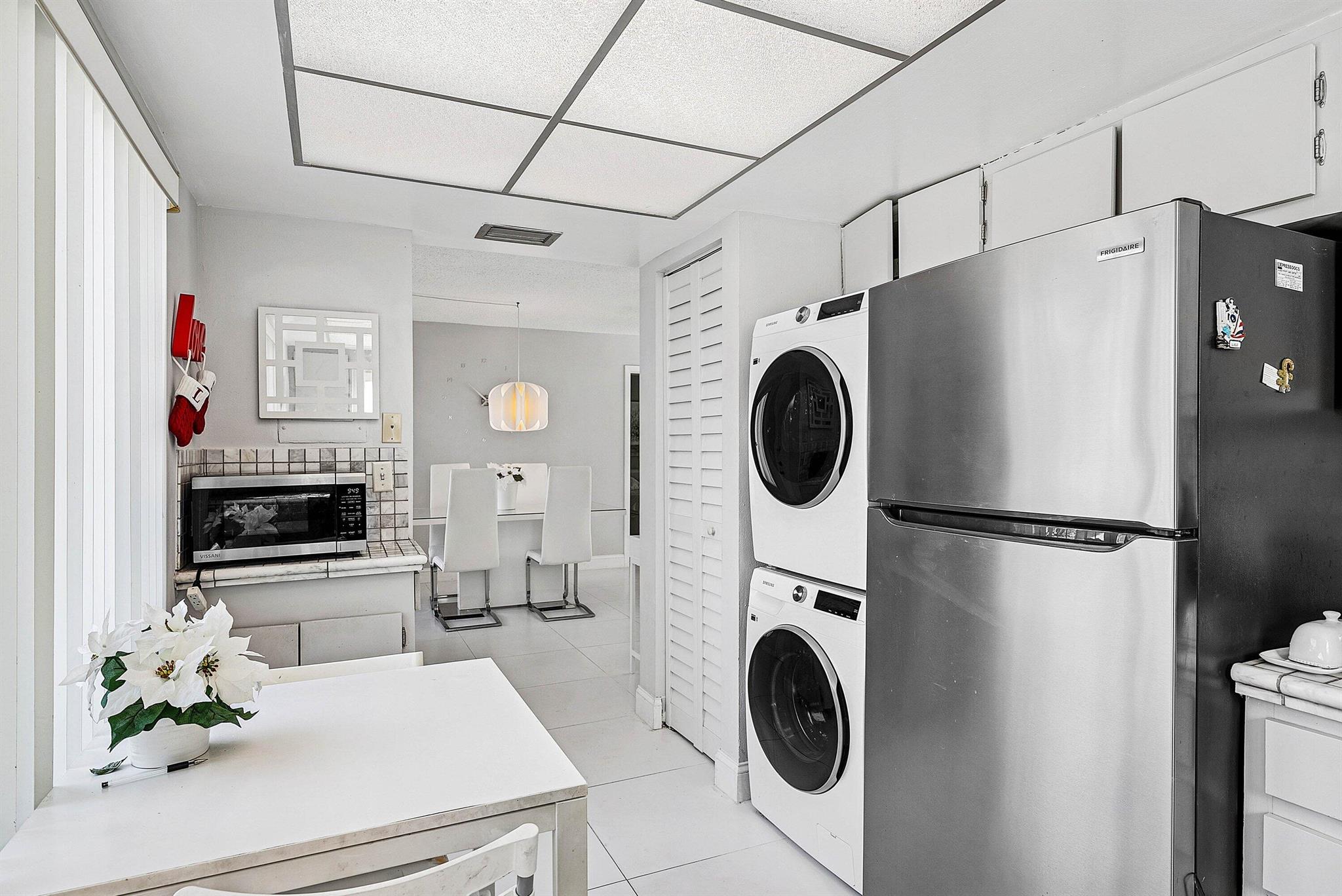 PALM GREENS AT VILLA DEL - Residential