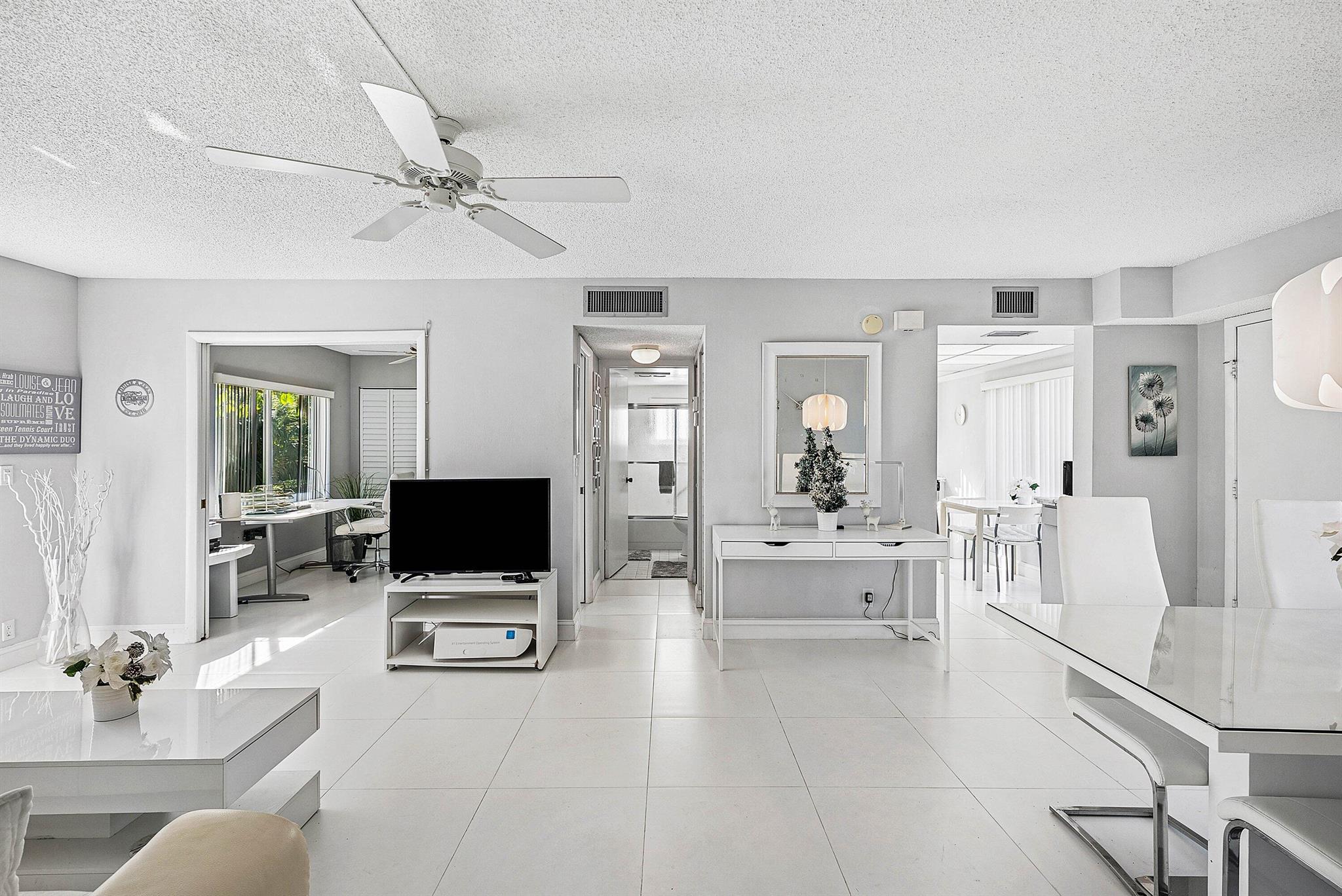 PALM GREENS AT VILLA DEL - Residential