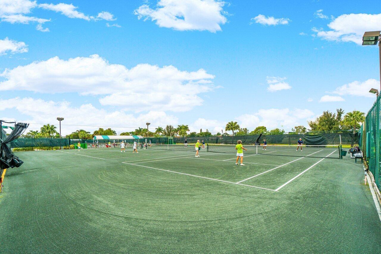 PALM GREENS AT VILLA DEL - Residential