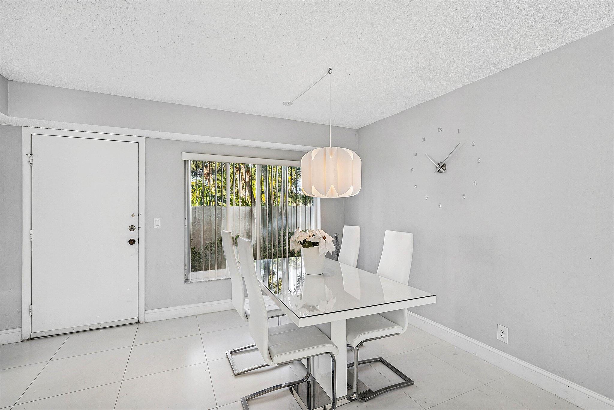 PALM GREENS AT VILLA DEL - Residential