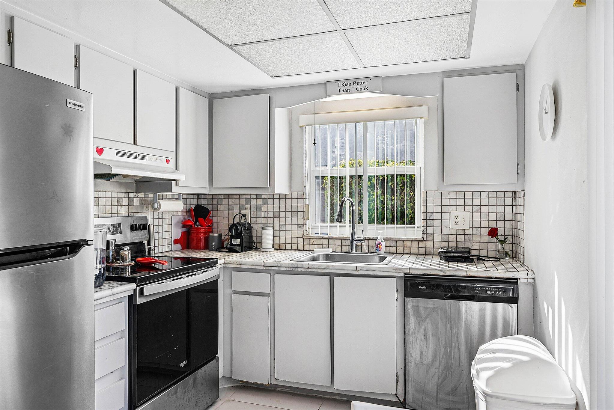 PALM GREENS AT VILLA DEL - Residential