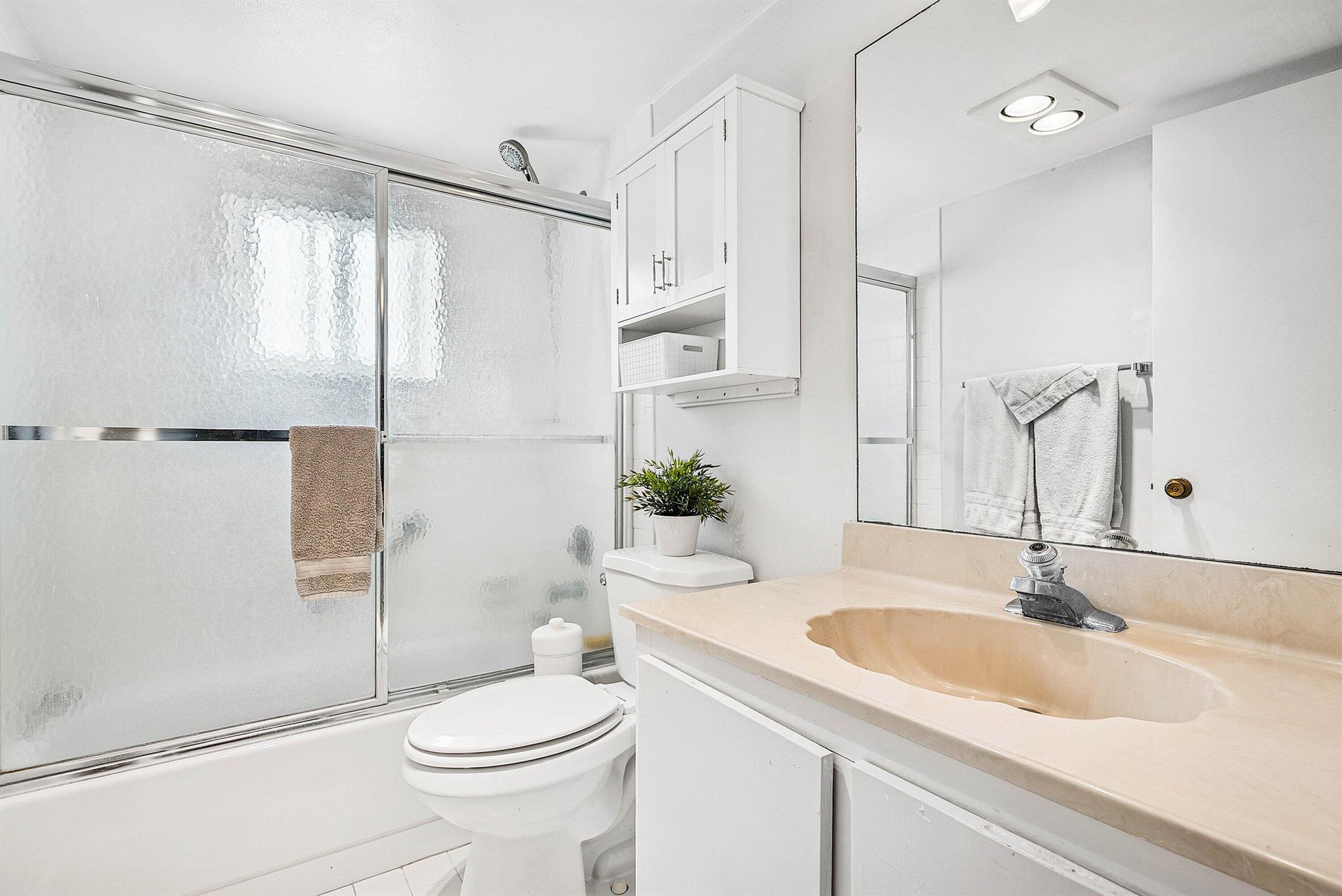 PALM GREENS AT VILLA DEL - Residential