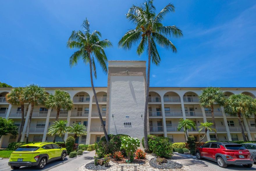 AMAZING AND UPDATED 1st FL. ONE BEDROOM CONDO WITH A WONDERFUL WATER & GOLF VIEW! Spacious condo has an updated kitchen and bathroom with granite countertops, new cabinets, flat ceiling (no popcorn) and pass through in kitchen. All Kitchen appliances and AC less than two years old! Water heater is 8 years old. GORGEOUS COLORFUL LAMINATE FLOORING THROUGHOUT THE CONDO. NO CARPETS! HUGE PATIO TO SIT ON WITH YOUR MORNING COFFEE OR SIPPING WINE AT SUNSET LOOKING AT YOUR BEAUTFUL LANDSCAPED AREA LEADING TO YOUR WATER VIEW!  SOME FURNITURE NEGOTIABLE. WYNMOOR has many amenities like a restaurant on site, golf, FREE BASIC CABLE TV, Tennis, exercise facility, free buses, PICKLEBALL, Billiards, POOLS, BAR-B-QUES, ARTS & CRAFTS WORKSHOPS & MUCH MORE. SELLER MOTIVATED!  BRING ALL OFFERS!!