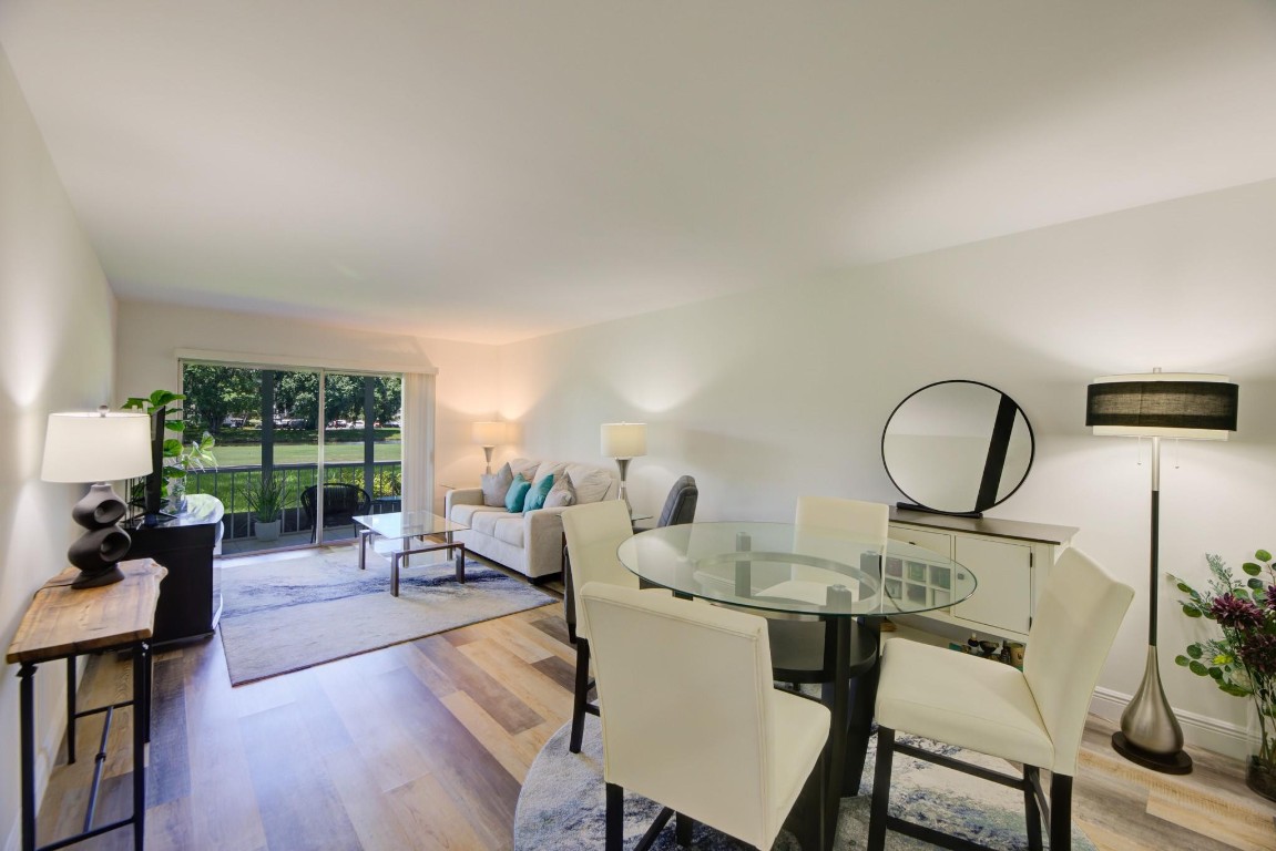 WYNMOOR VILLAGE - Residential