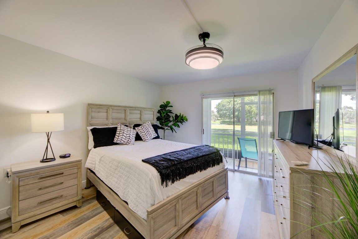 WYNMOOR VILLAGE - Residential