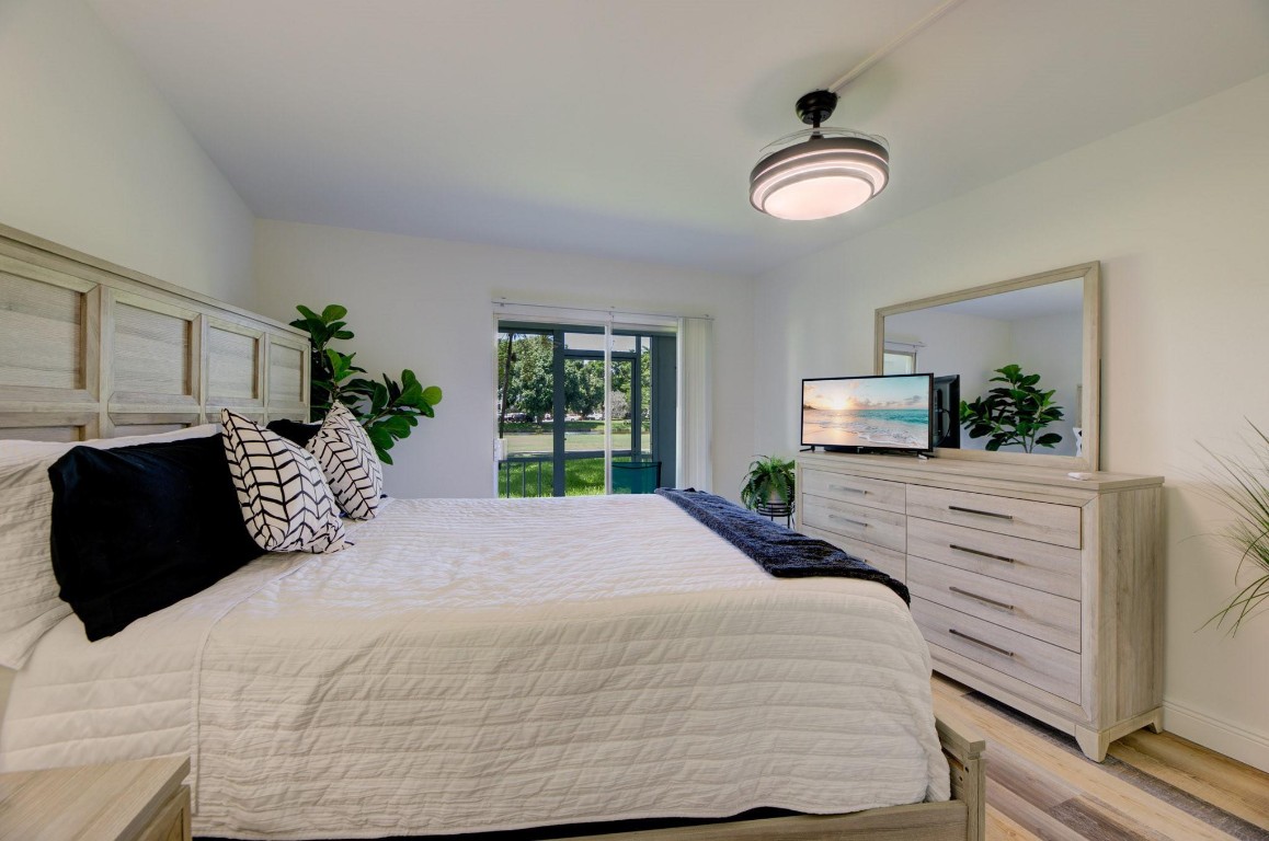 WYNMOOR VILLAGE - Residential