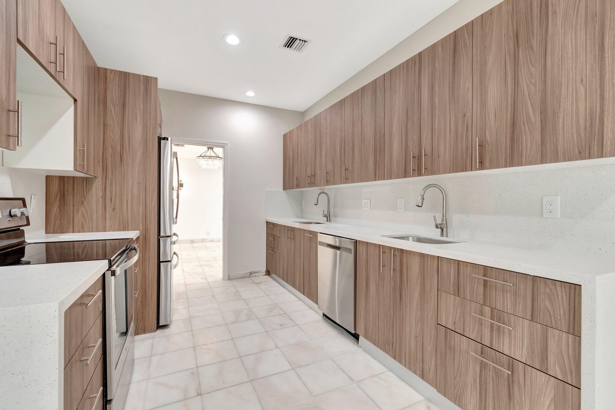 7810 Villa Nova Drive
