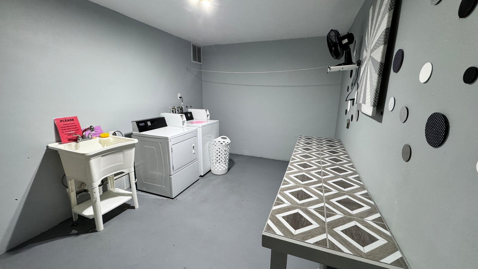 VENITIAN PARK CO-OP - Residential