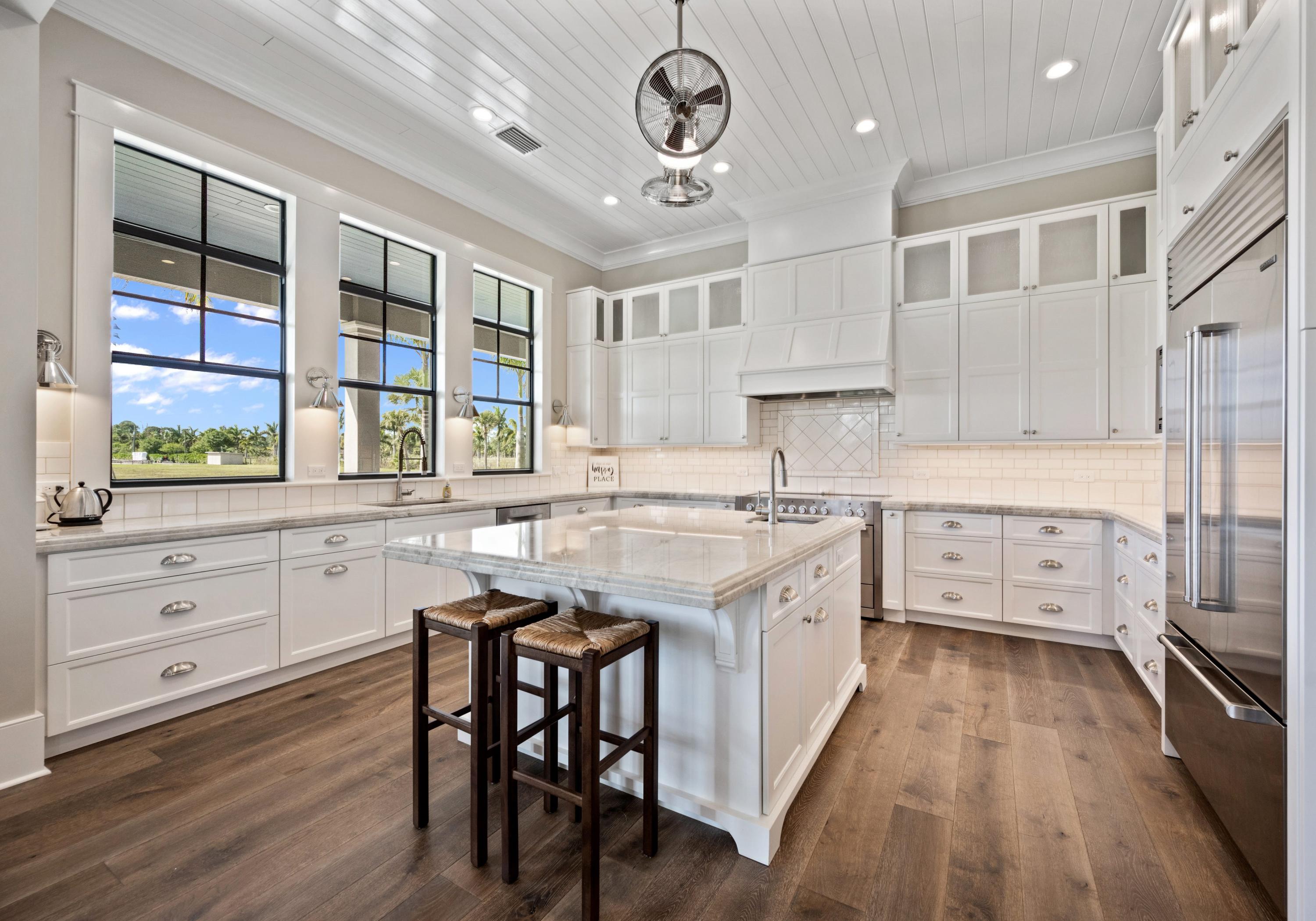 LOXAHATCHEE GROVES - Residential