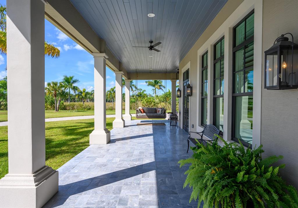LOXAHATCHEE GROVES - Residential