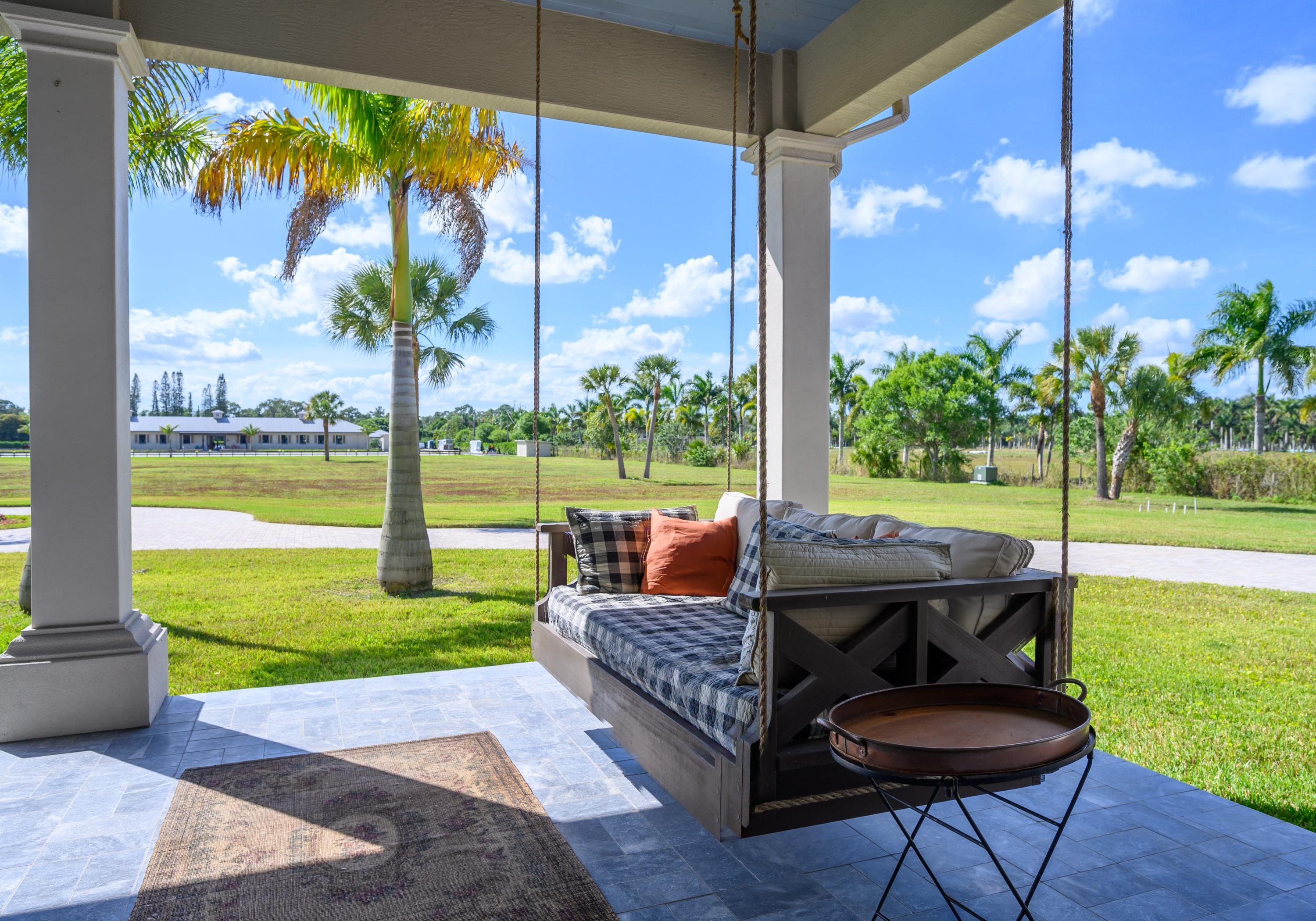 LOXAHATCHEE GROVES - Residential
