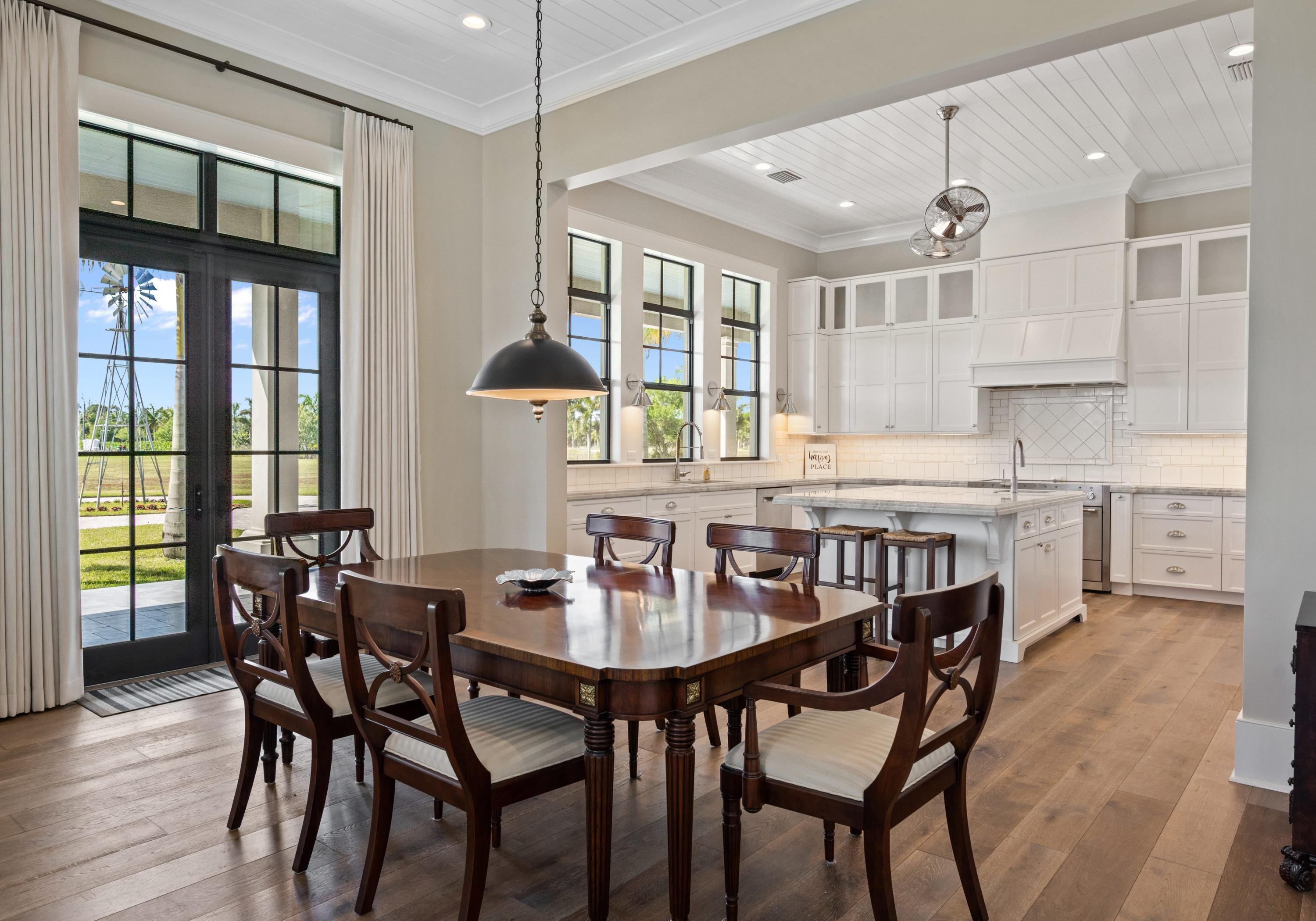 LOXAHATCHEE GROVES - Residential