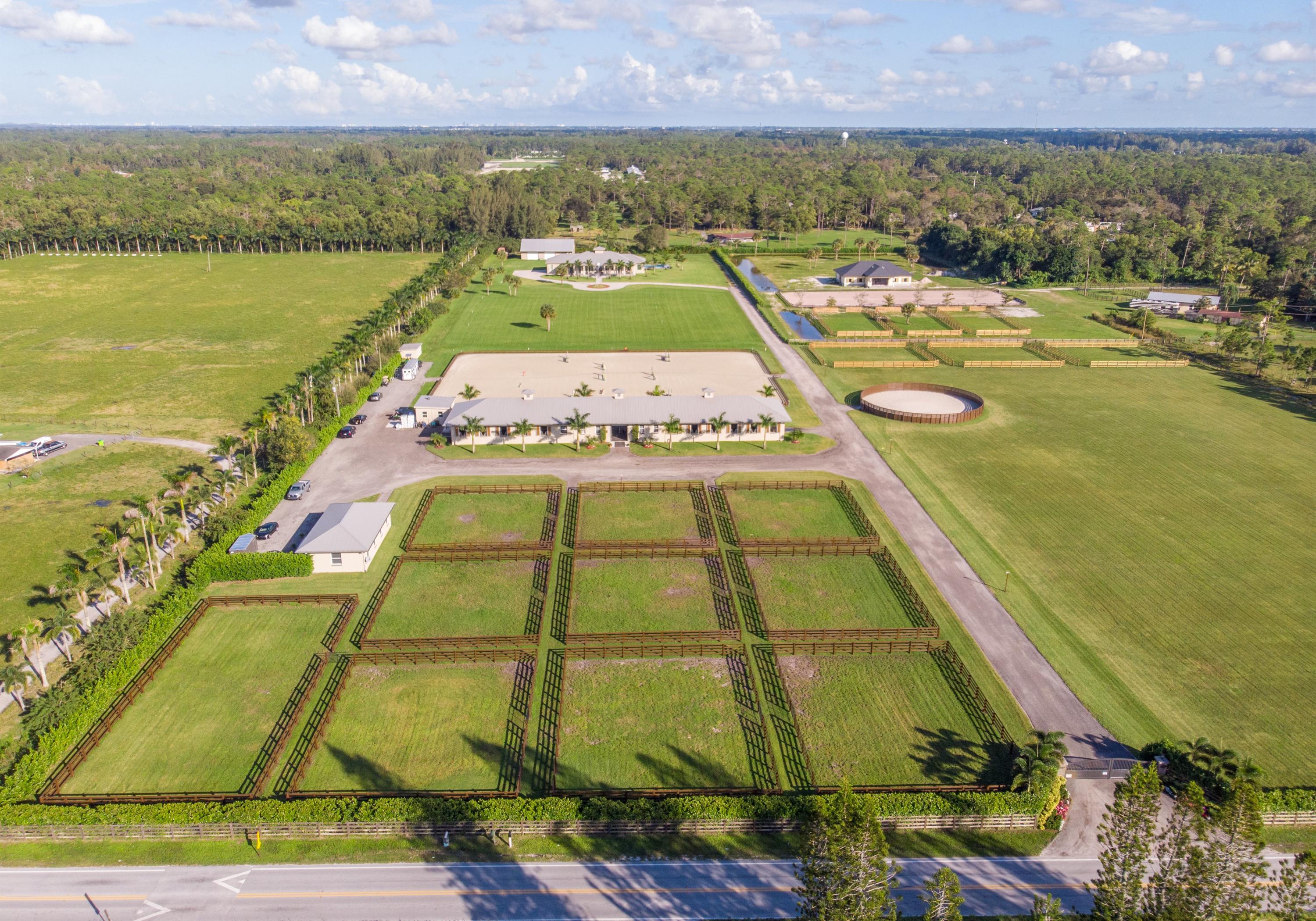 LOXAHATCHEE GROVES - Residential