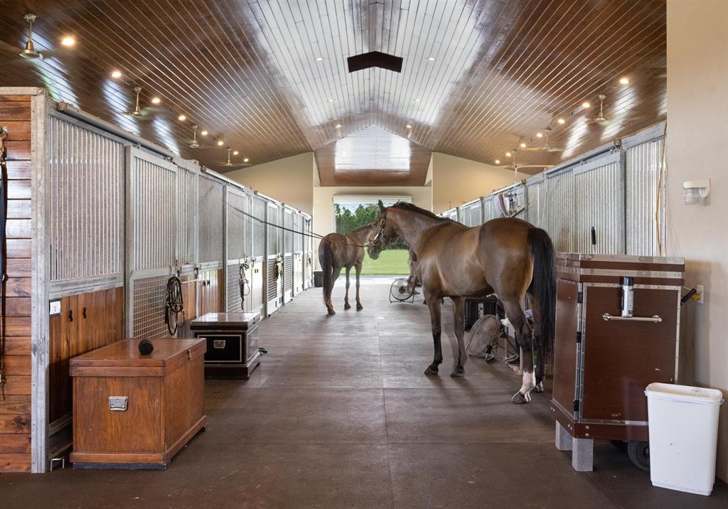 LOXAHATCHEE GROVES - Residential