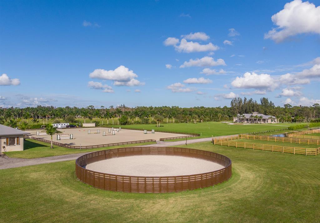 LOXAHATCHEE GROVES - Residential