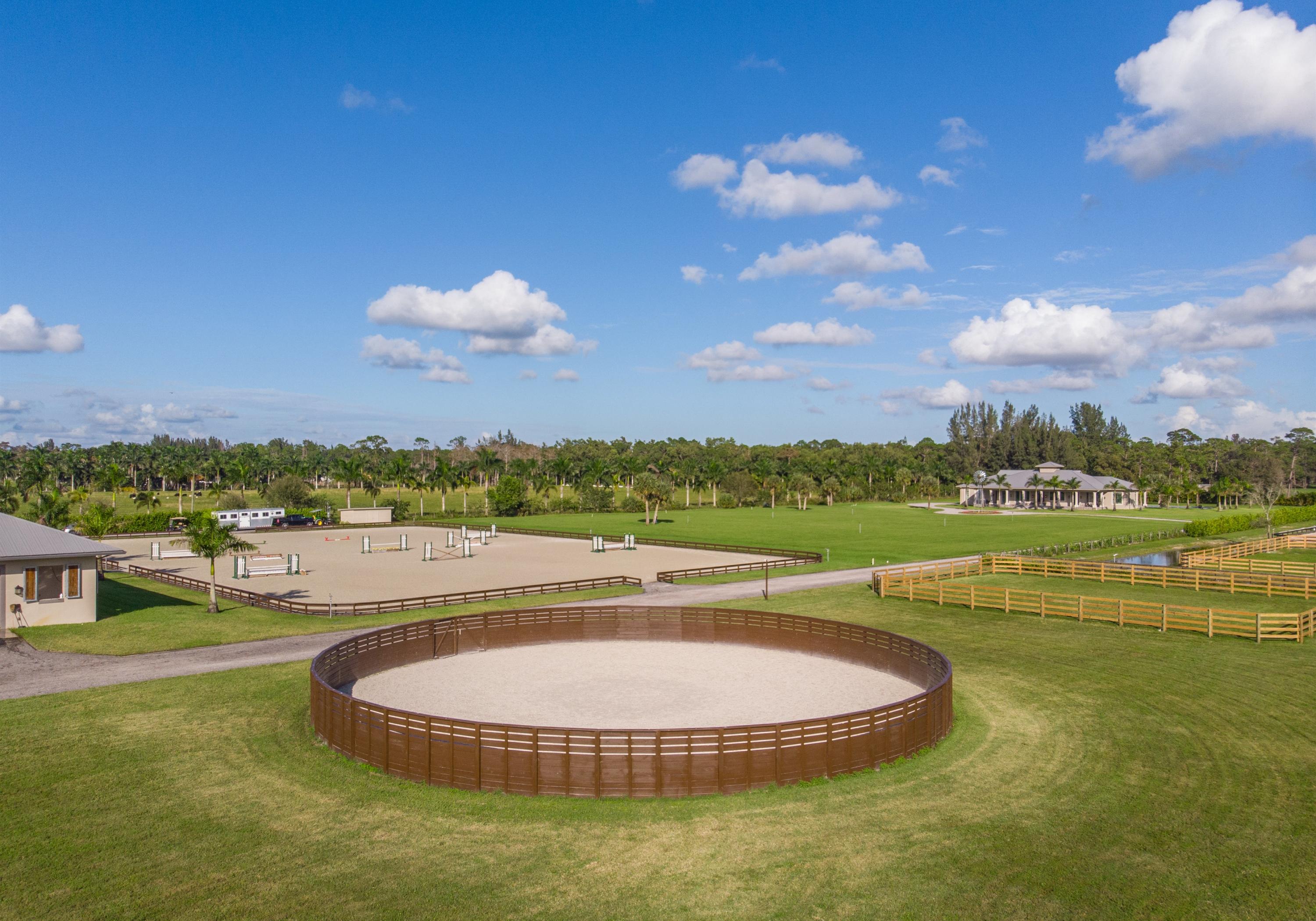 LOXAHATCHEE GROVES - Residential
