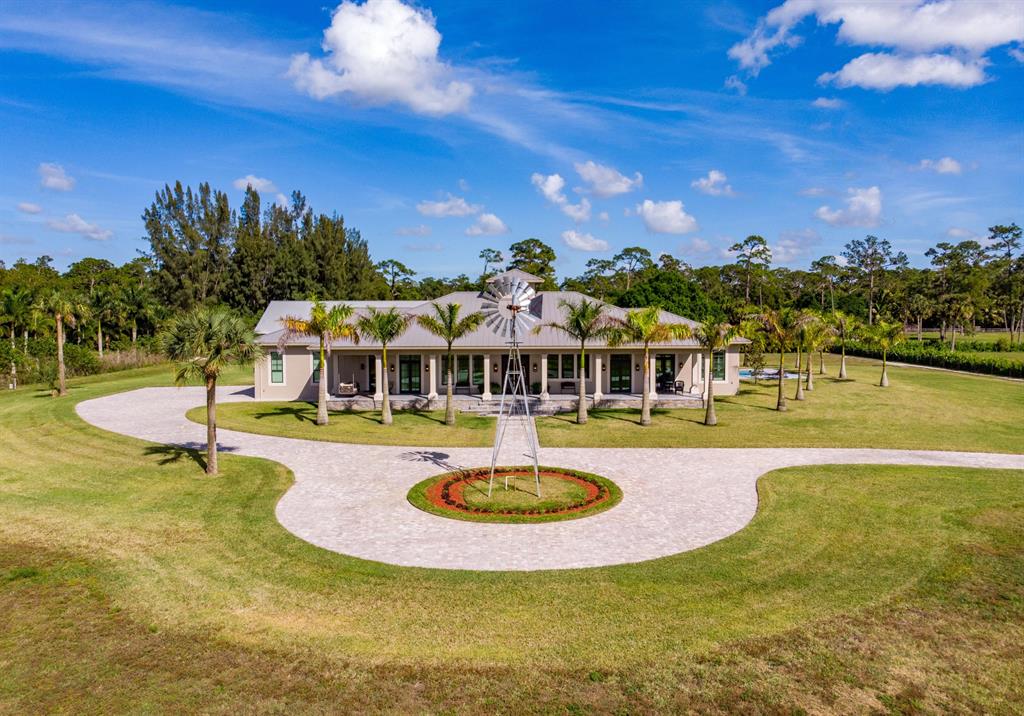 LOXAHATCHEE GROVES - Residential