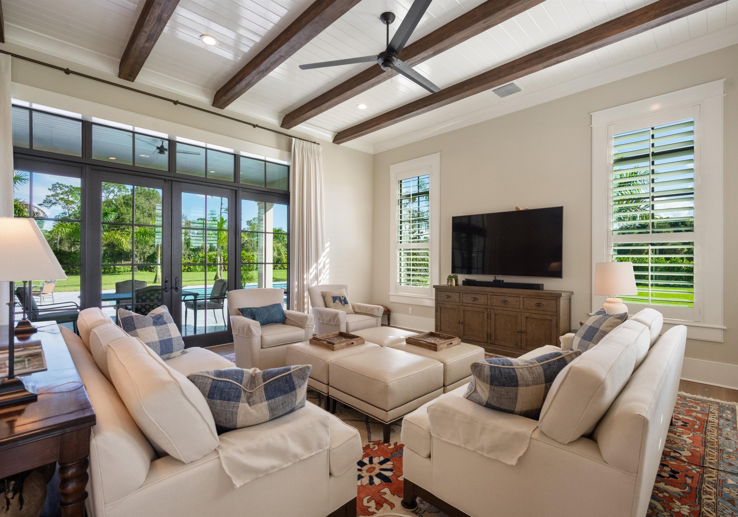 LOXAHATCHEE GROVES - Residential