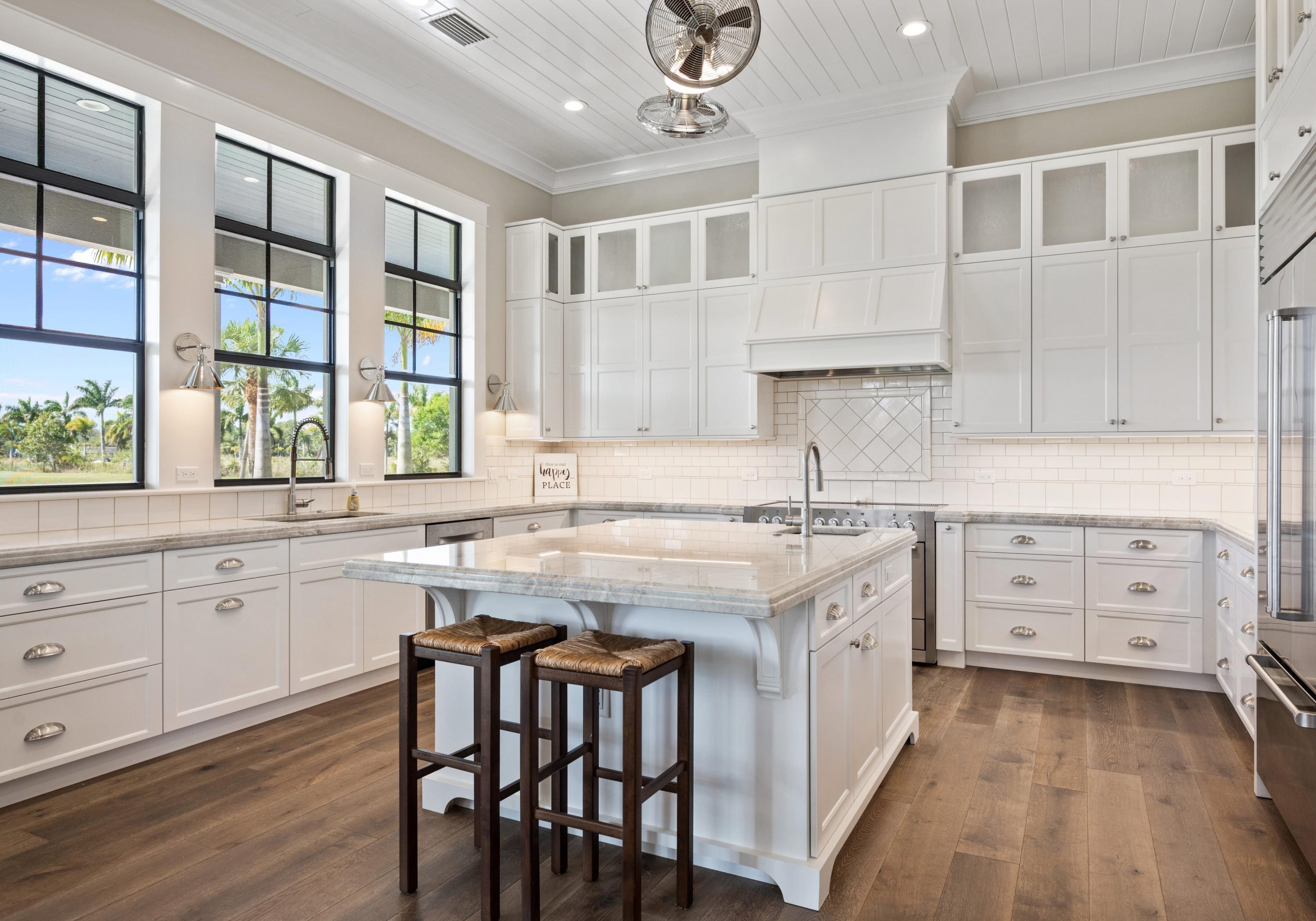 LOXAHATCHEE GROVES - Residential