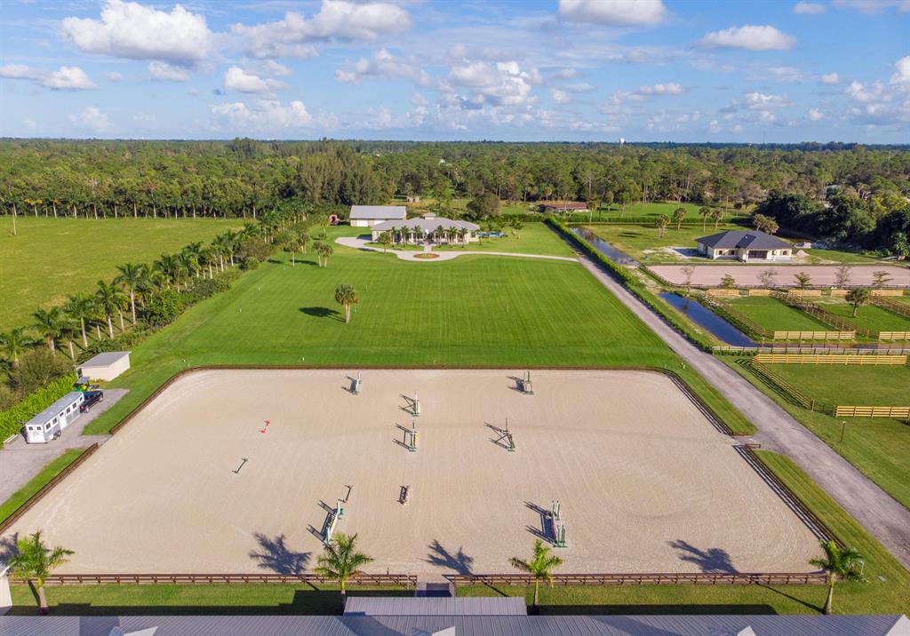 LOXAHATCHEE GROVES - Residential