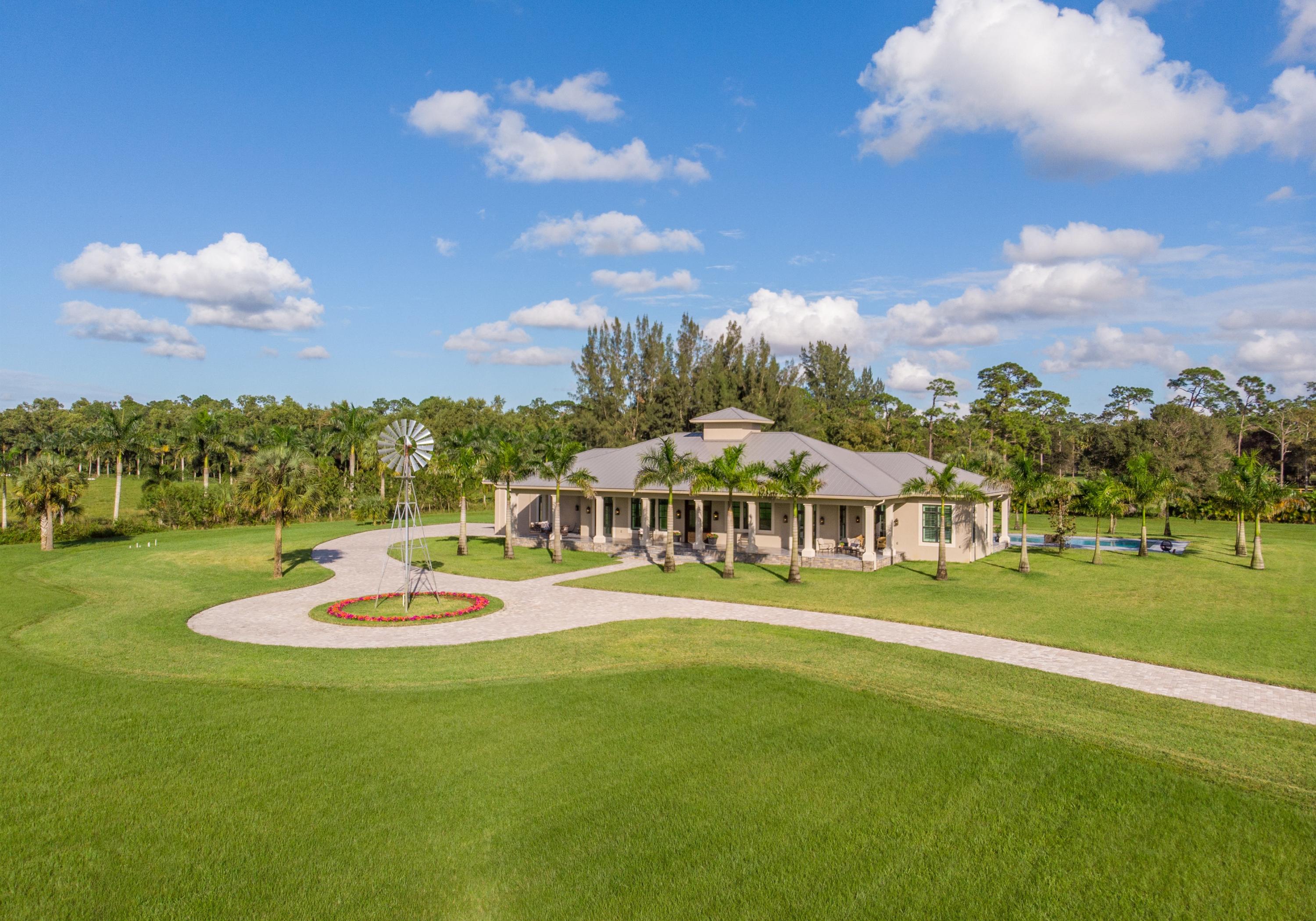 LOXAHATCHEE GROVES - Residential