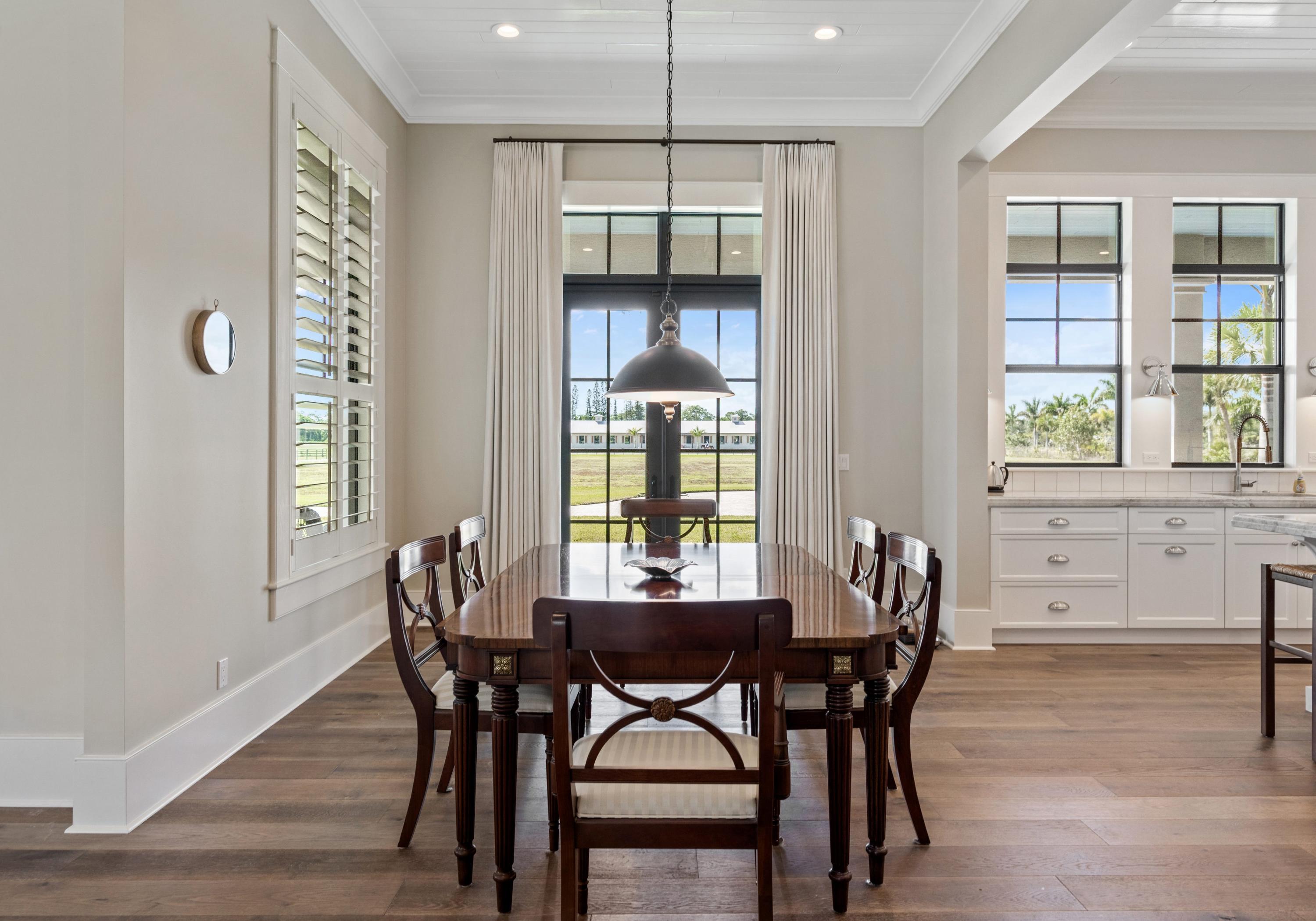 LOXAHATCHEE GROVES - Residential