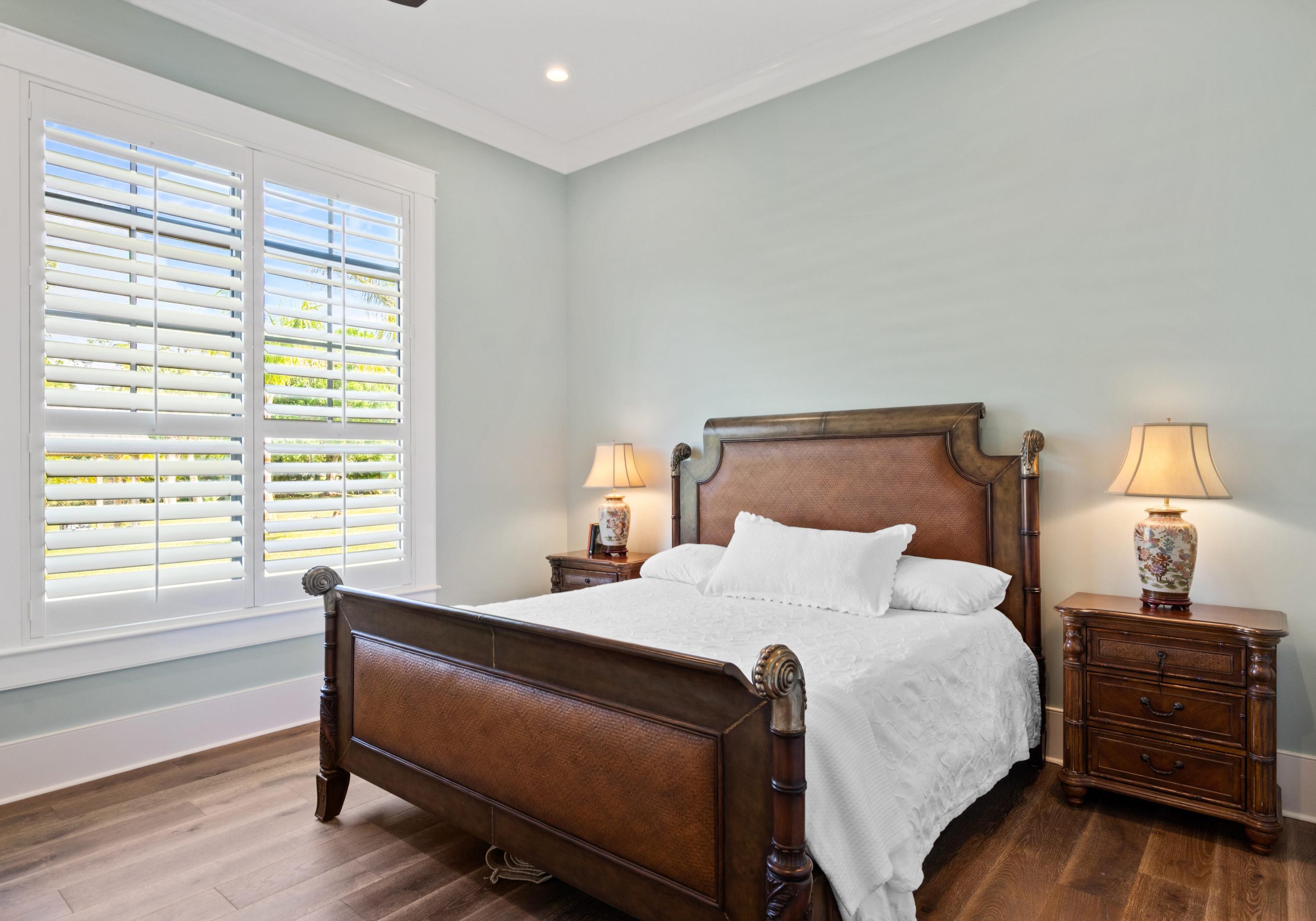 LOXAHATCHEE GROVES - Residential