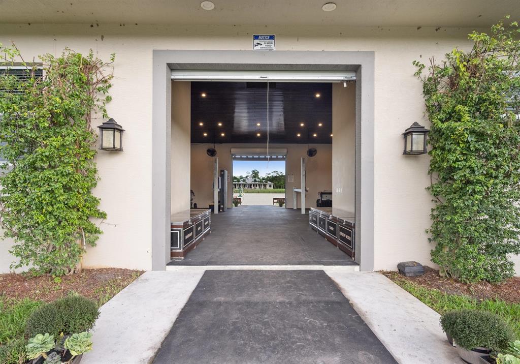 LOXAHATCHEE GROVES - Residential