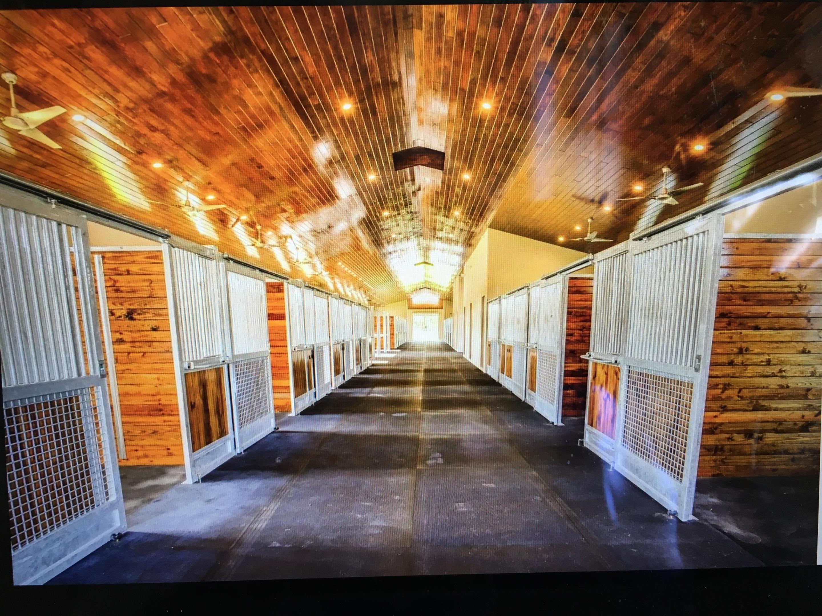 LOXAHATCHEE GROVES - Residential