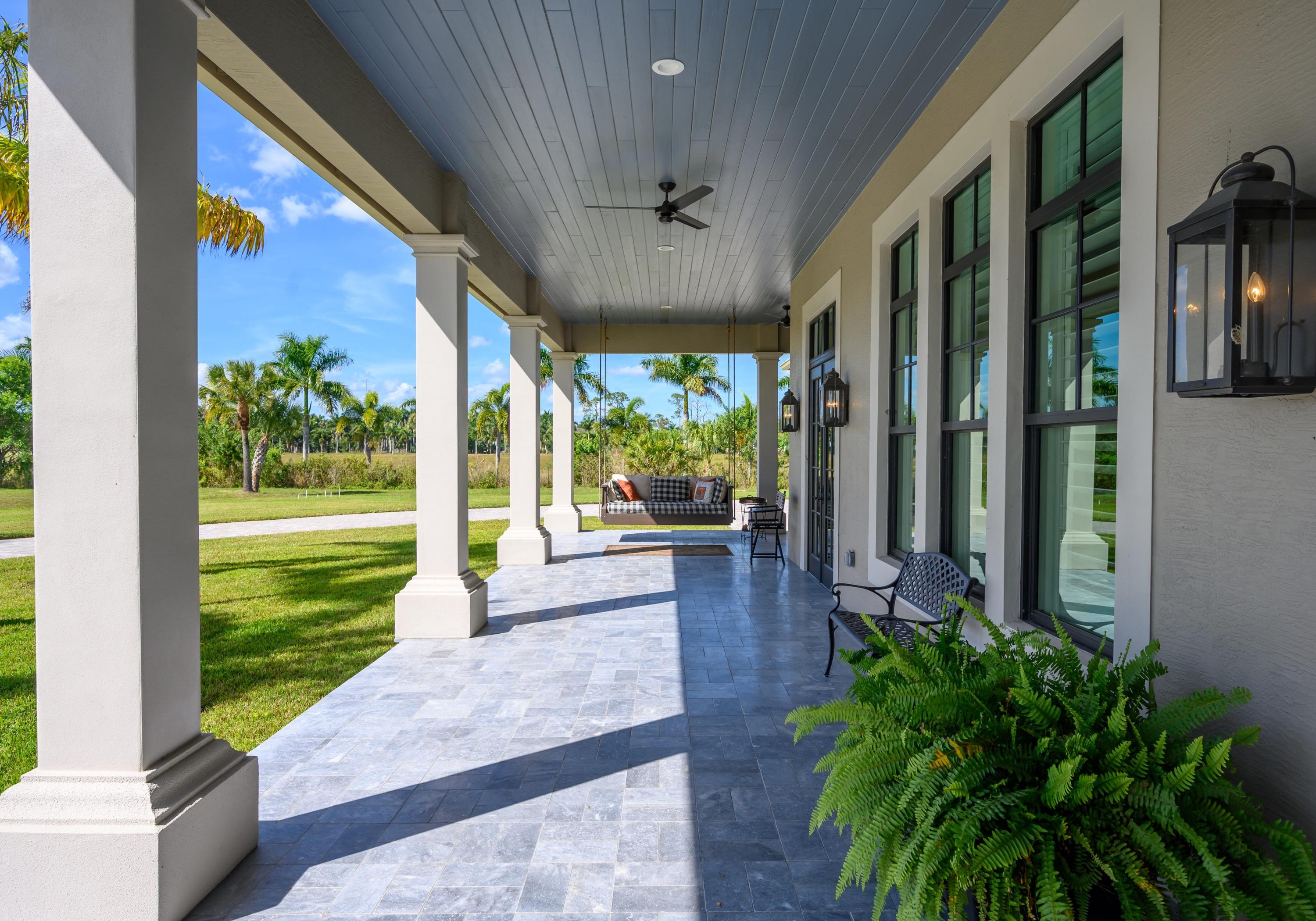 LOXAHATCHEE GROVES - Residential